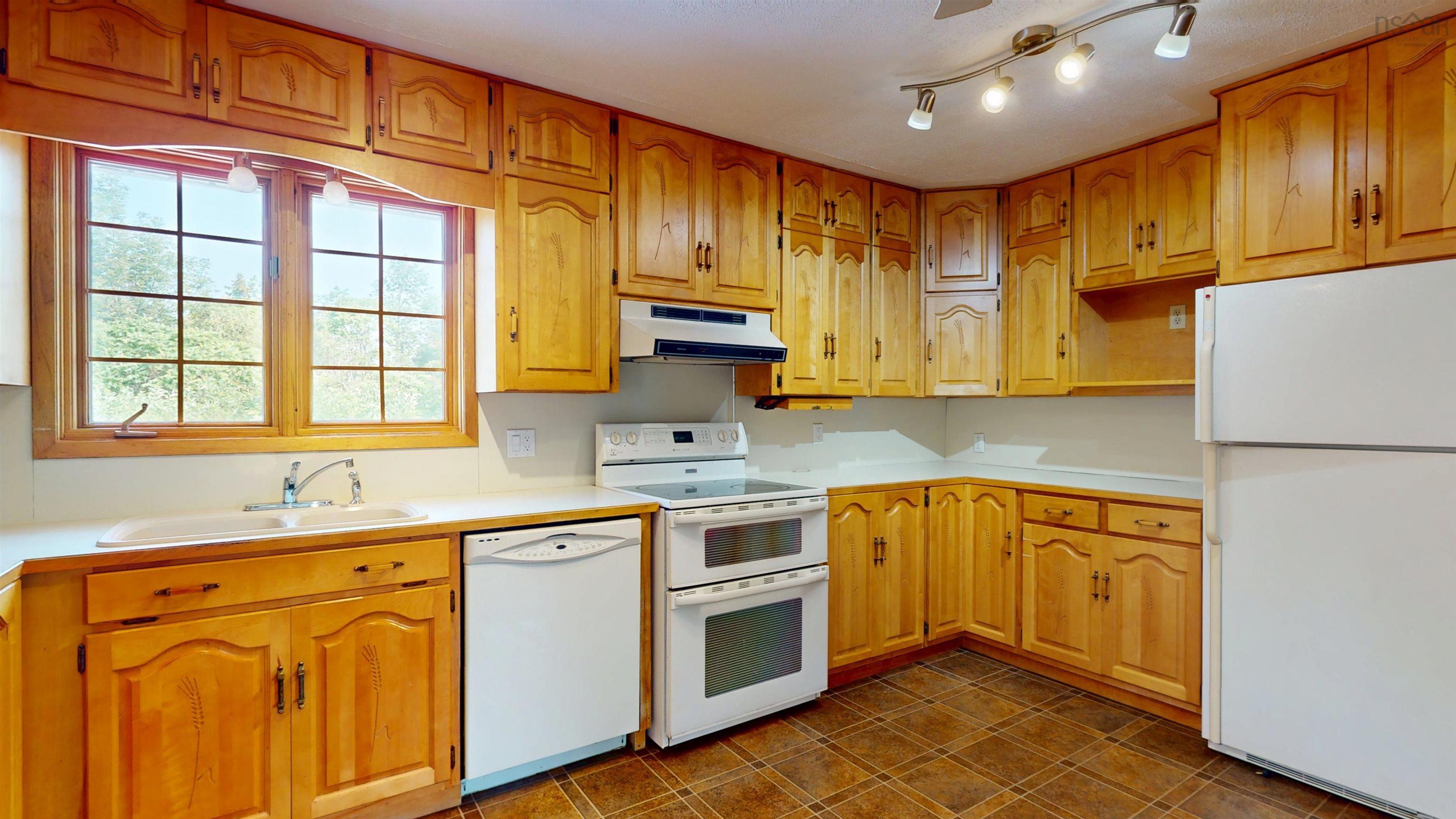 $415,000.00: 5740 NS-245, Arisaig