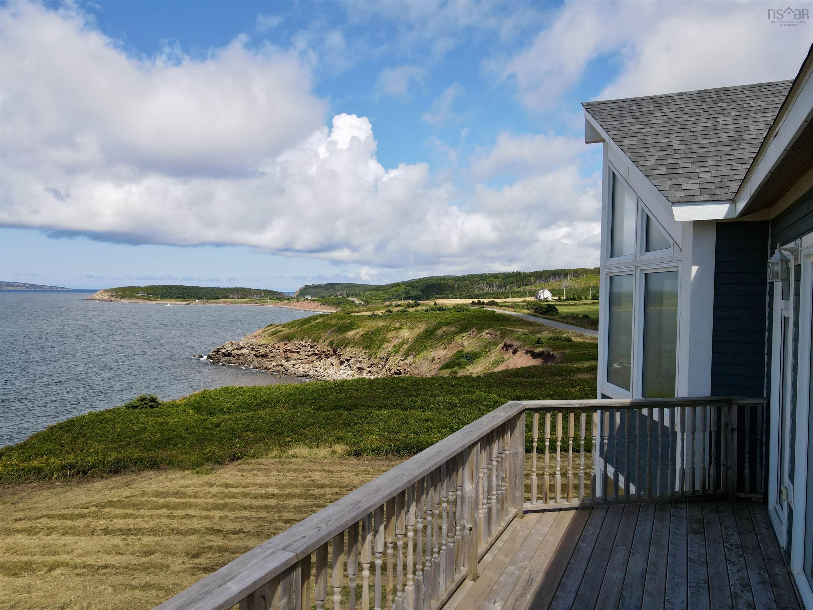 $699,900.00: 1053 Broad Cove Marsh Road, Broad Cove Marsh