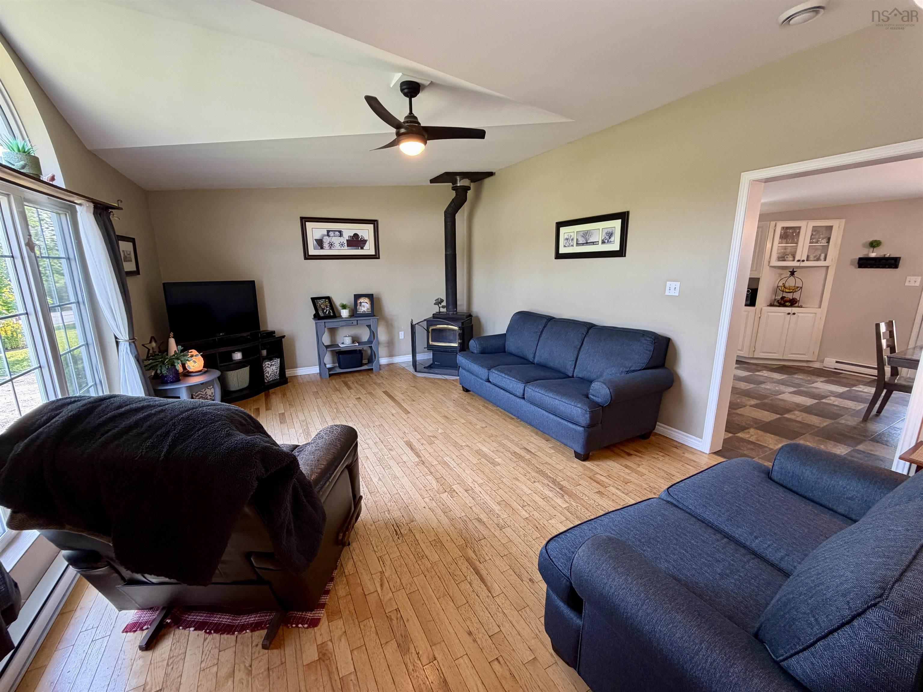$419,900.00: 12 Lorraine Lane, Lower South River