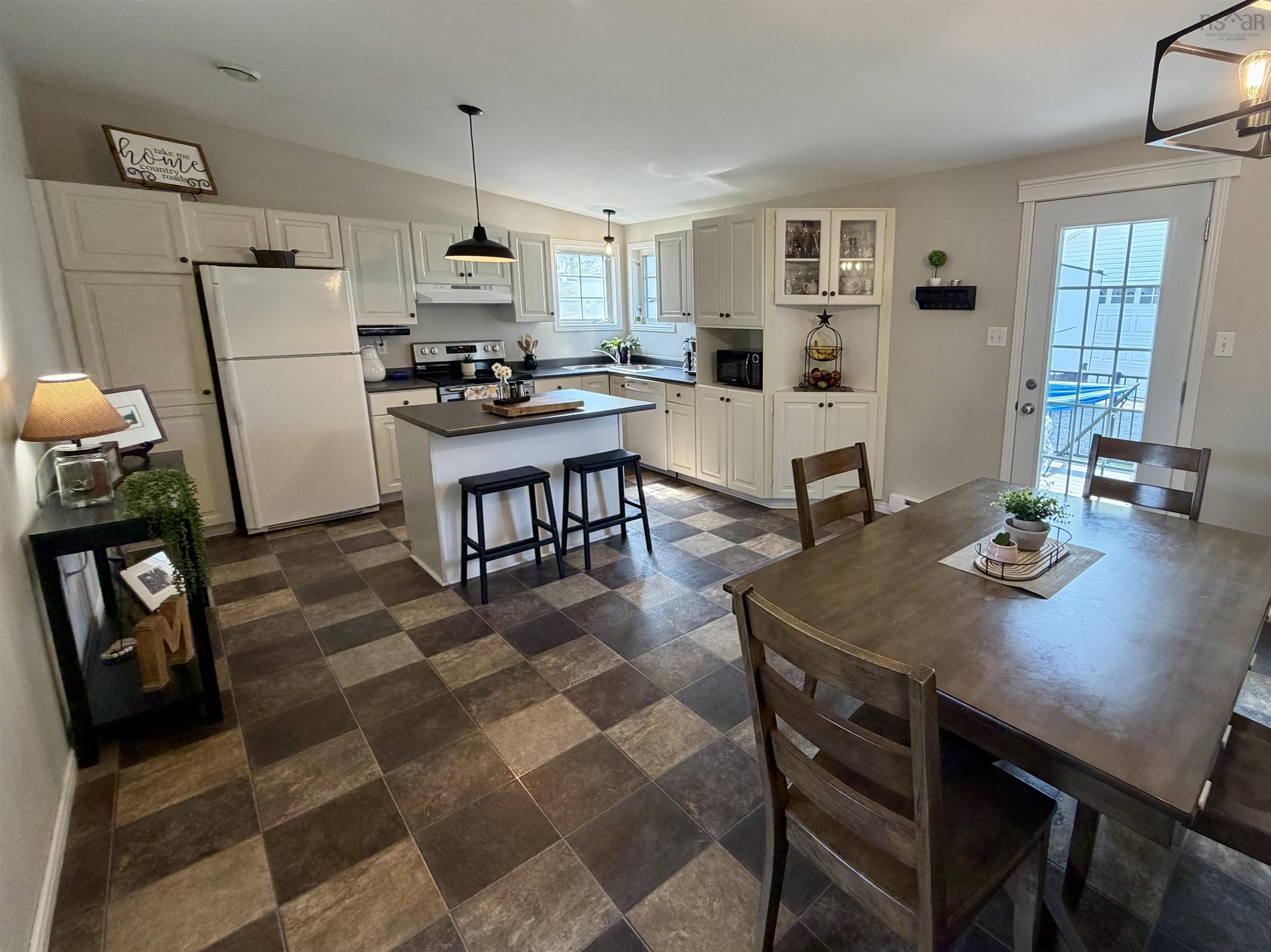 $419,900.00: 12 Lorraine Lane, Lower South River