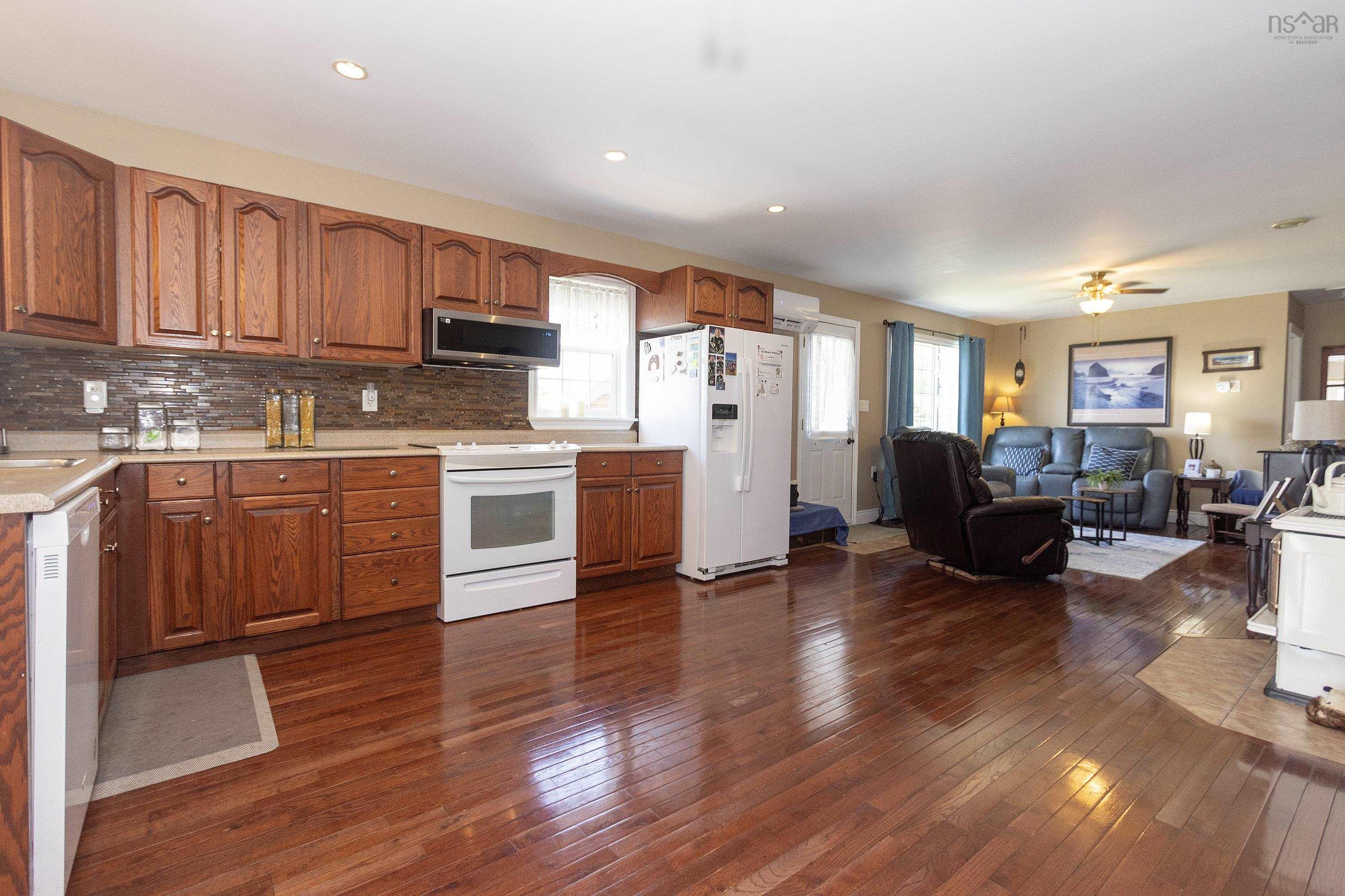 $419,900.00: 28 Jackson Point Road, Tidnish Bridge