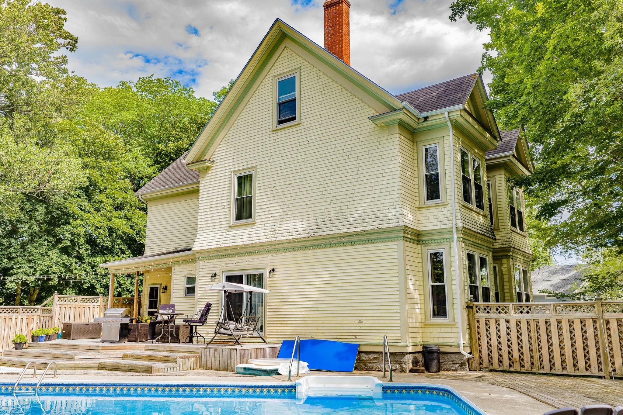 $599,950.00: 44 John Street, Shelburne