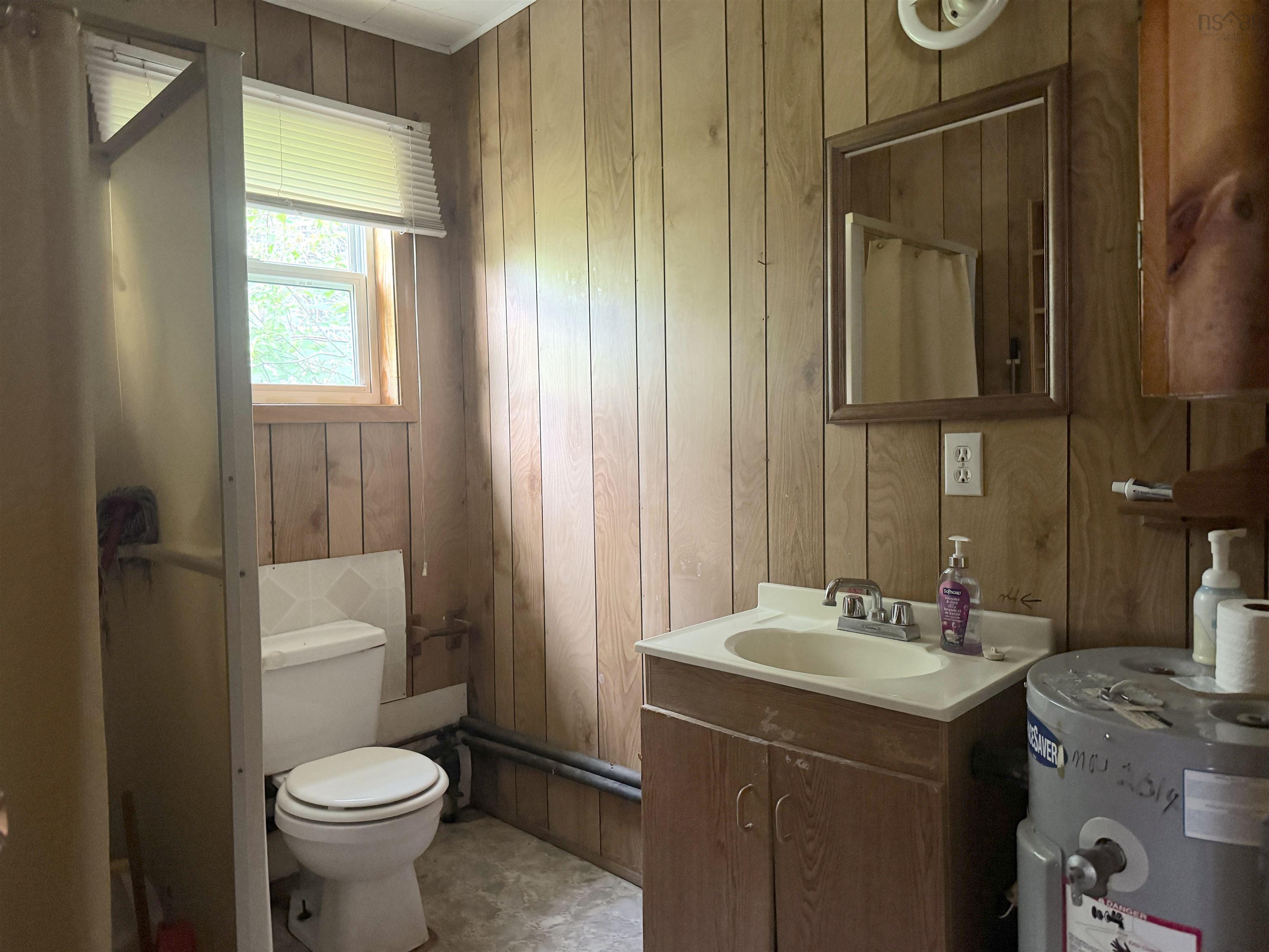 $60,000.00: 19303 19 Highway, South West Margaree