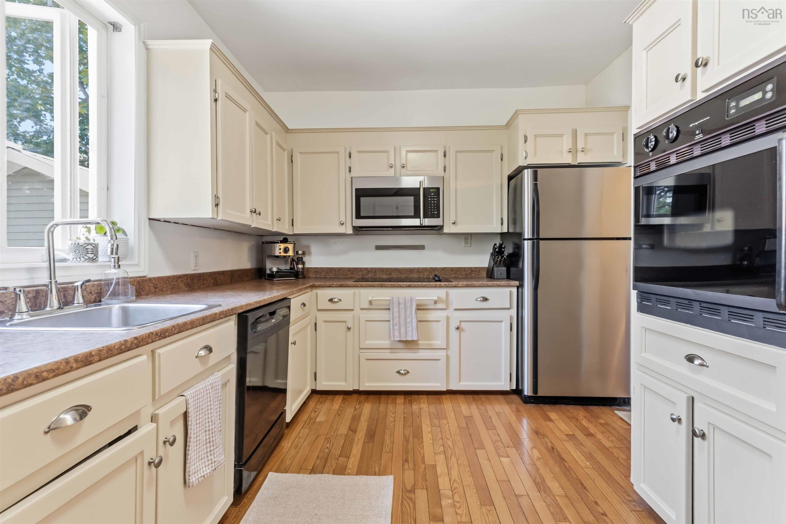 $375,000.00: 311 Stannus Street, Windsor