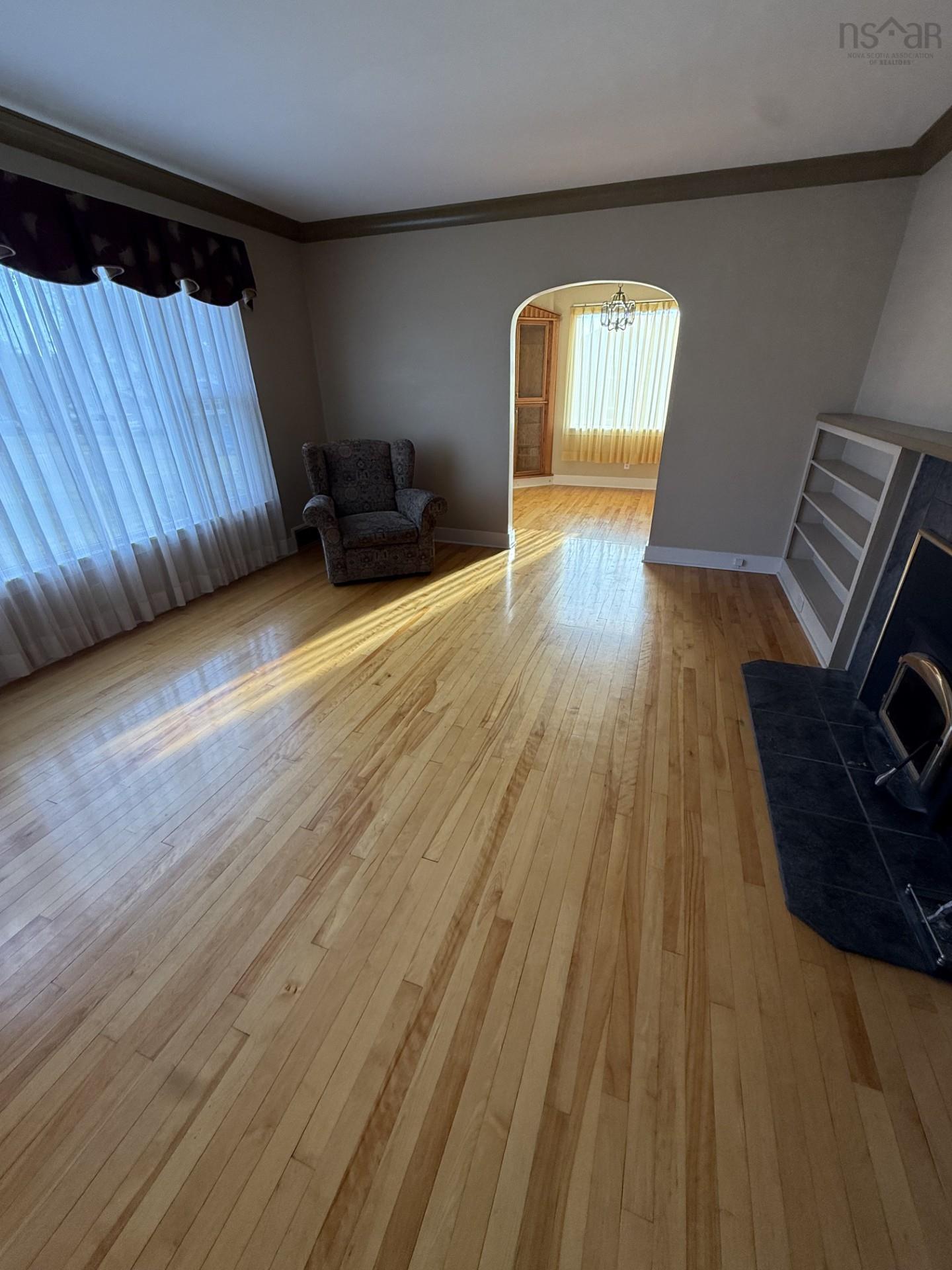 $570,000.00: 65 MACDONALD STREET, ANTIGONISH, N.S., Antigonish