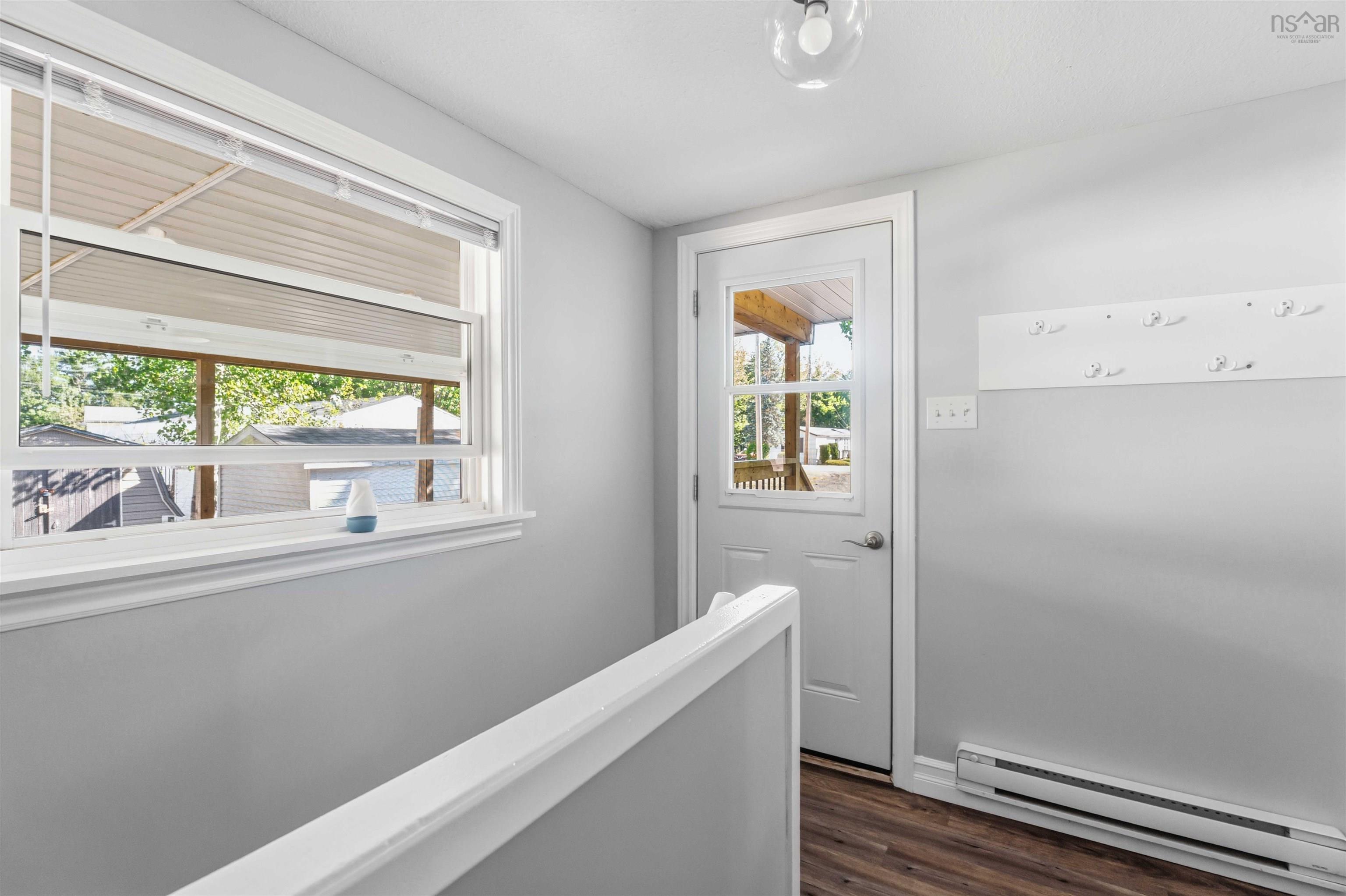 $374,500.00: 1003 Glasgow Avenue, Greenwood