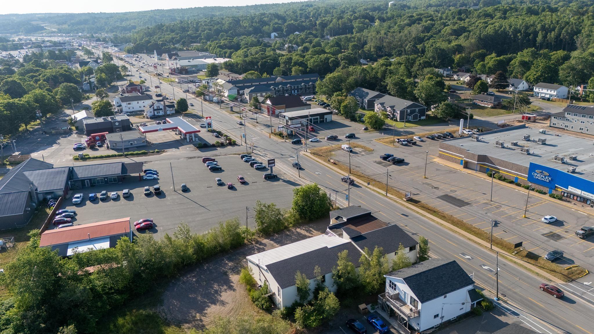 $579,000.00: 8951 Commercial Street, New Minas
