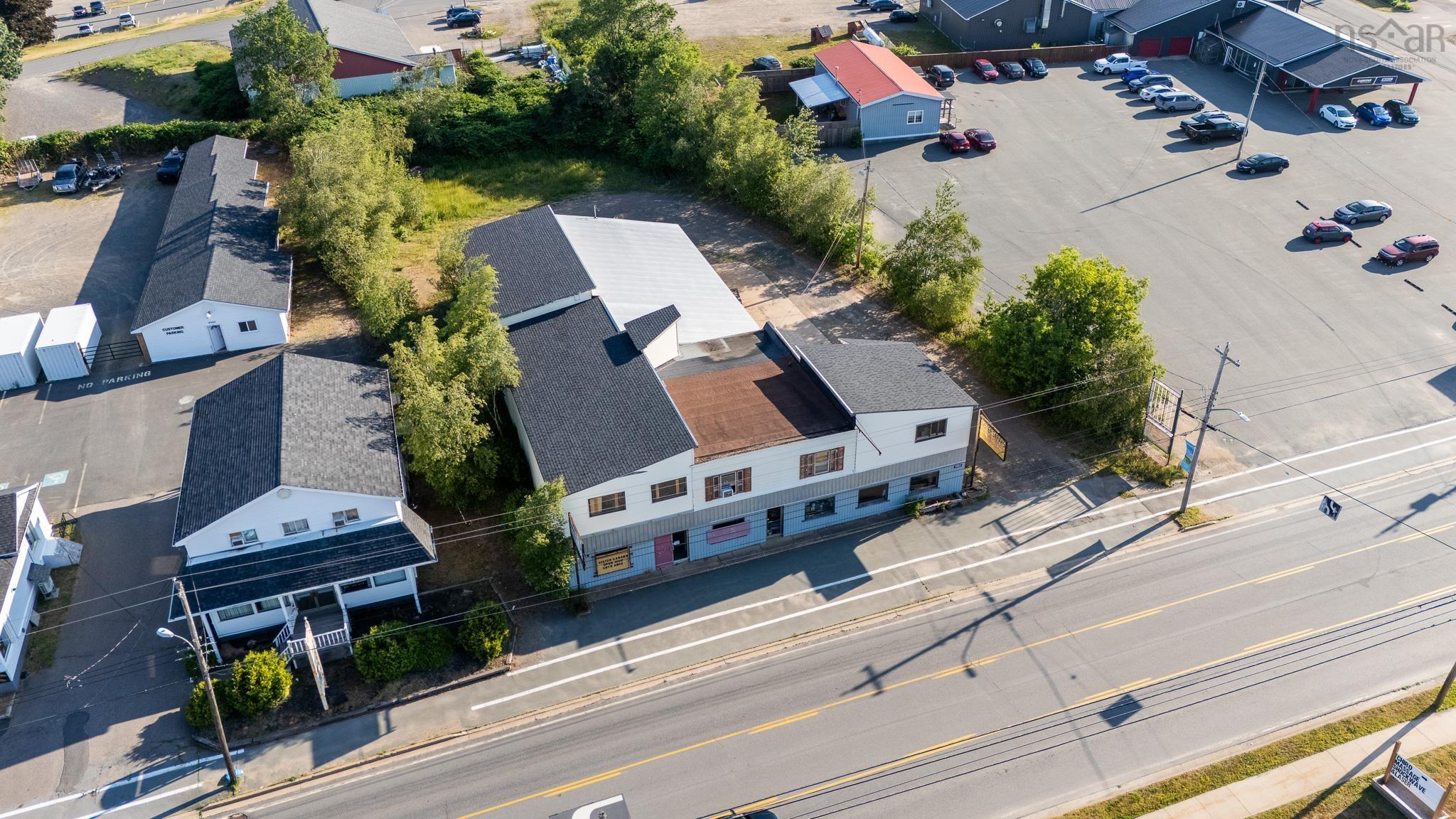 $579,000.00: 8951 Commercial Street, New Minas