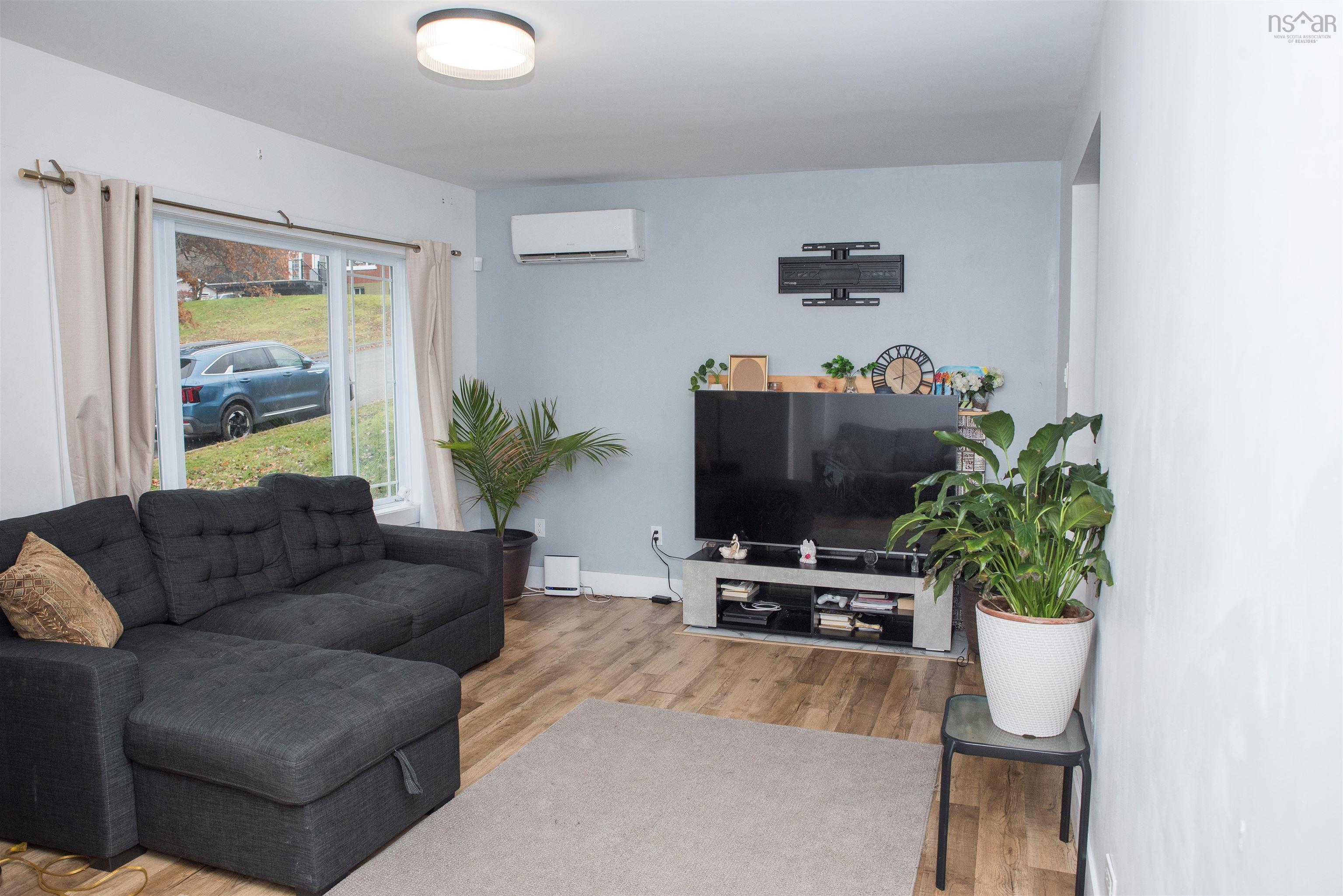 $269,900.00: 12 LYNCH, Sydney River
