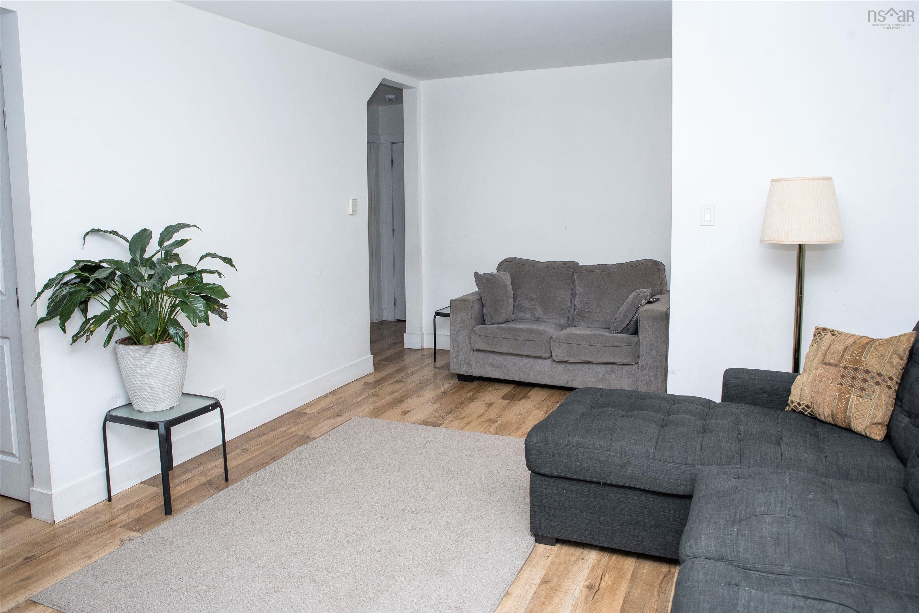 $269,900.00: 12 LYNCH, Sydney River