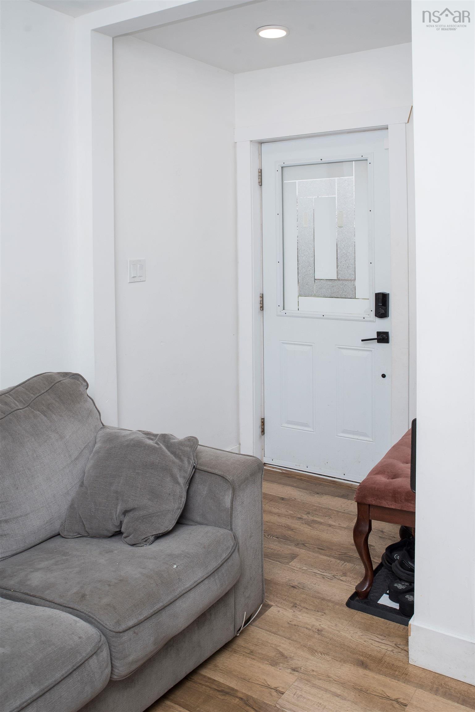 $269,900.00: 12 LYNCH, Sydney River