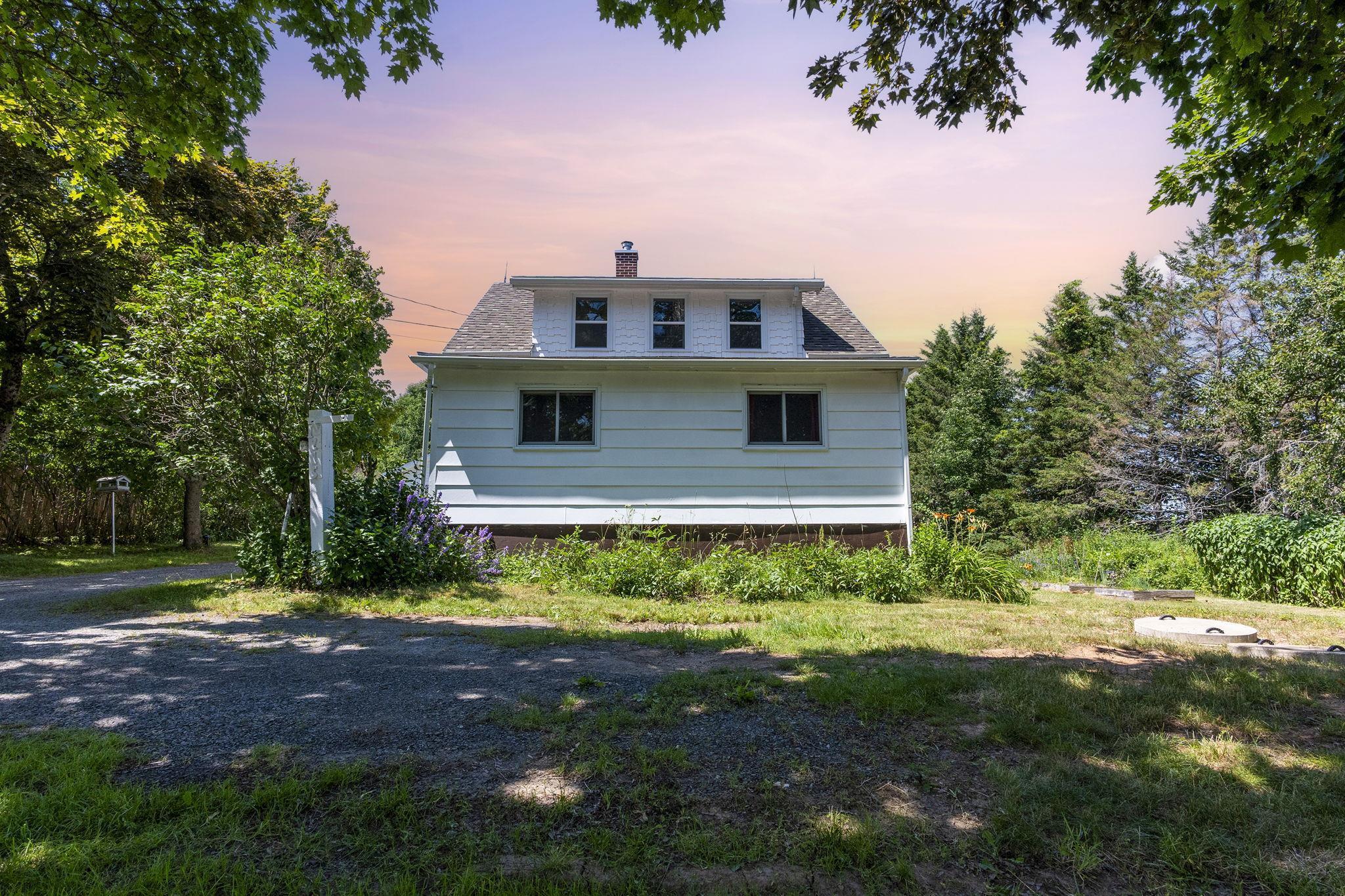 $436,000.00: 1215 Ridge Road, Wolfville Ridge
