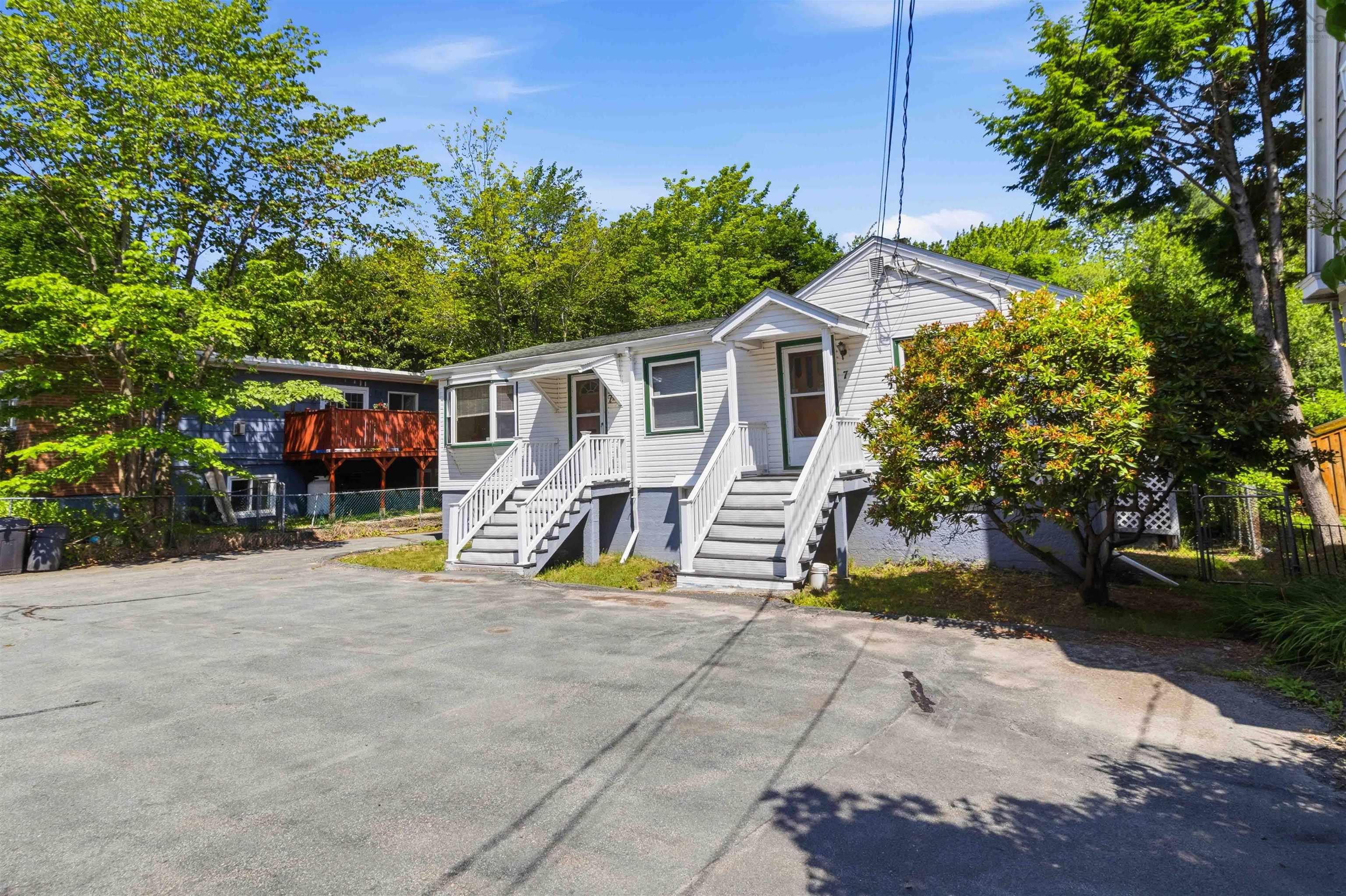 7 & 7a Melwood Avenue, Armdale, NS (MLS 202618000)