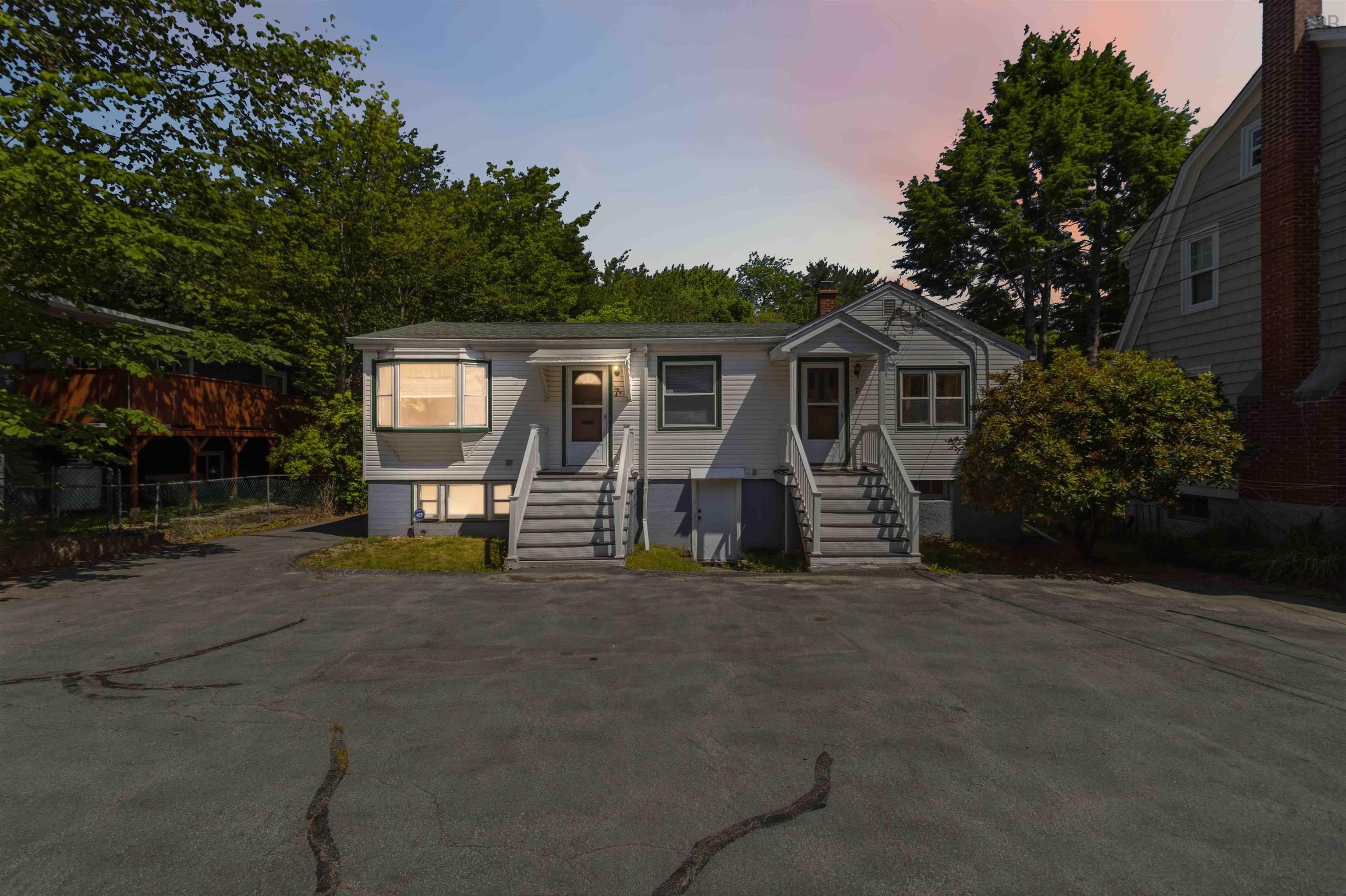 7 & 7a Melwood Avenue, Armdale, NS (MLS 202618000)