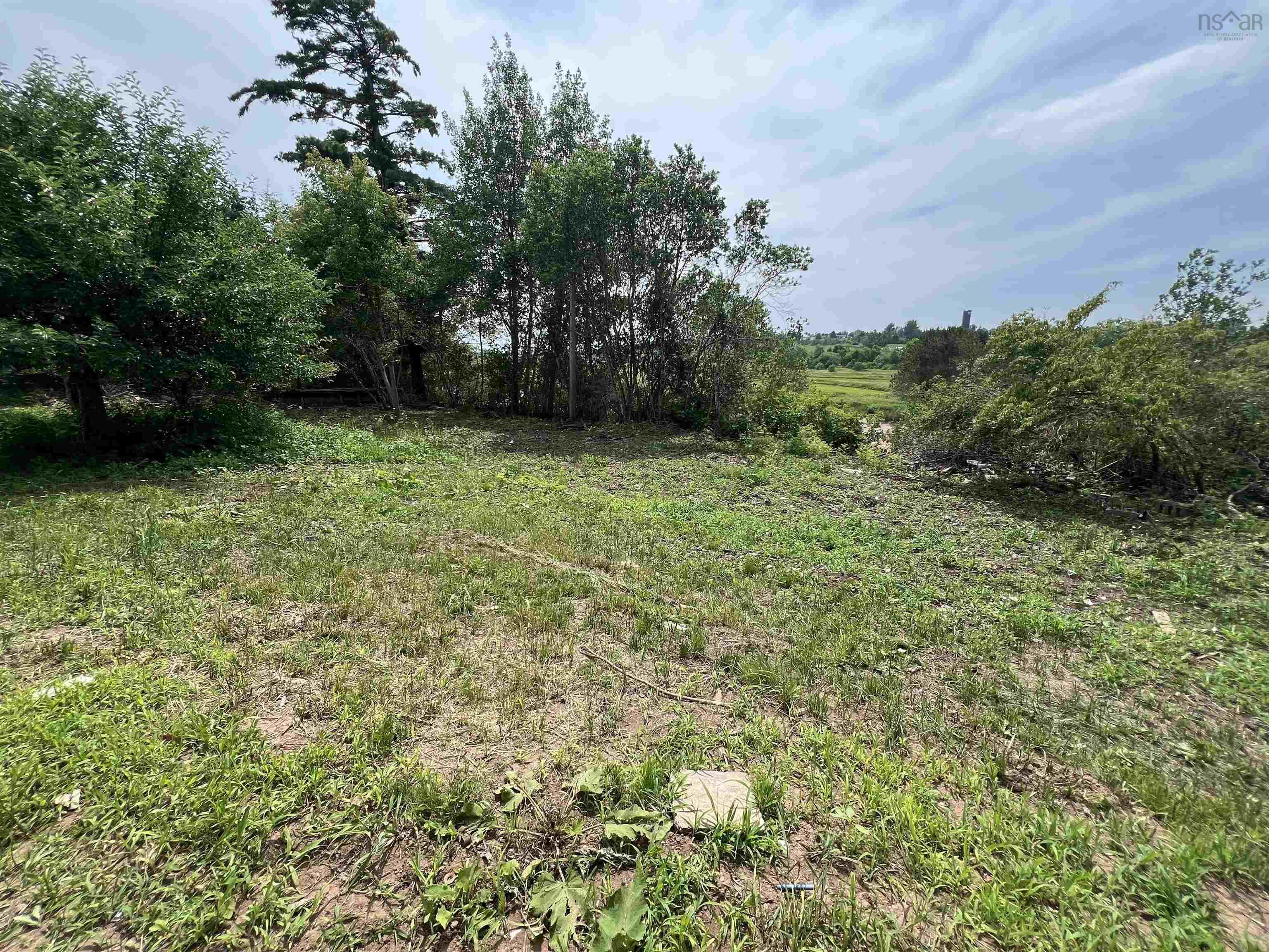 $135,900.00: 1945 224 Highway, Shubenacadie East