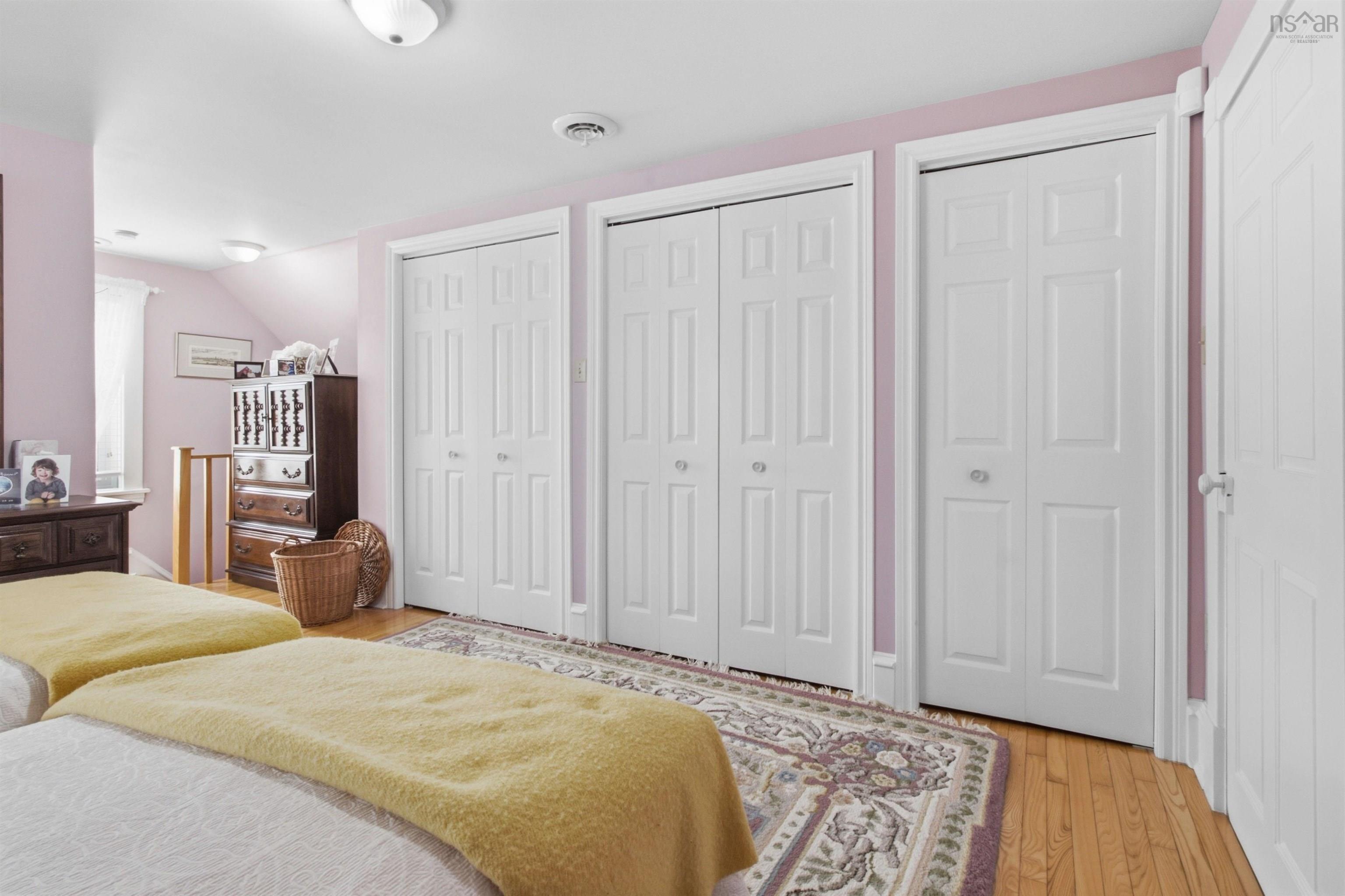 $999,900.00: 5773 Stellarton Trafalgar Road, Stellarton
