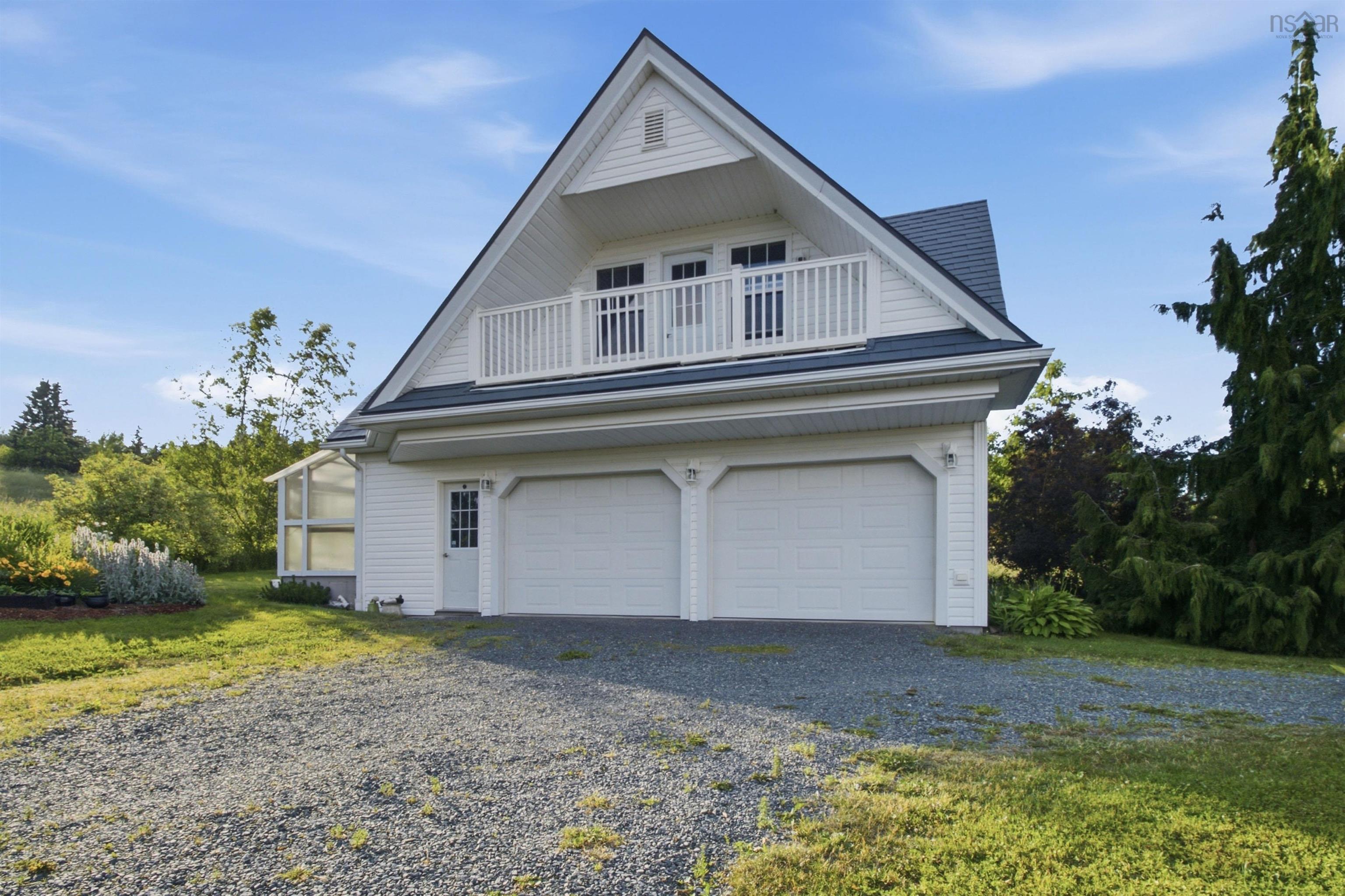$999,900.00: 5773 Stellarton Trafalgar Road, Stellarton