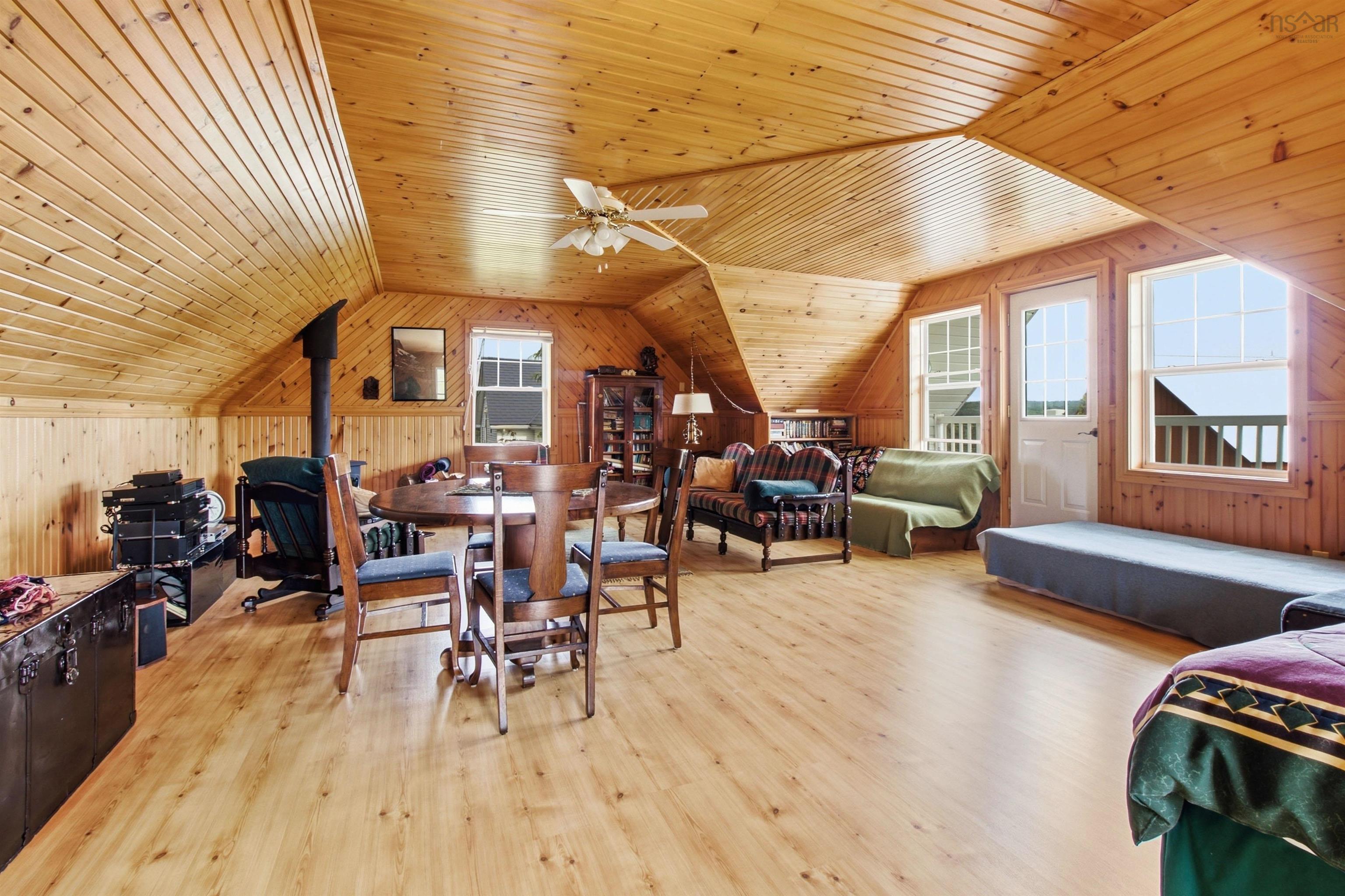 $999,900.00: 5773 Stellarton Trafalgar Road, Stellarton
