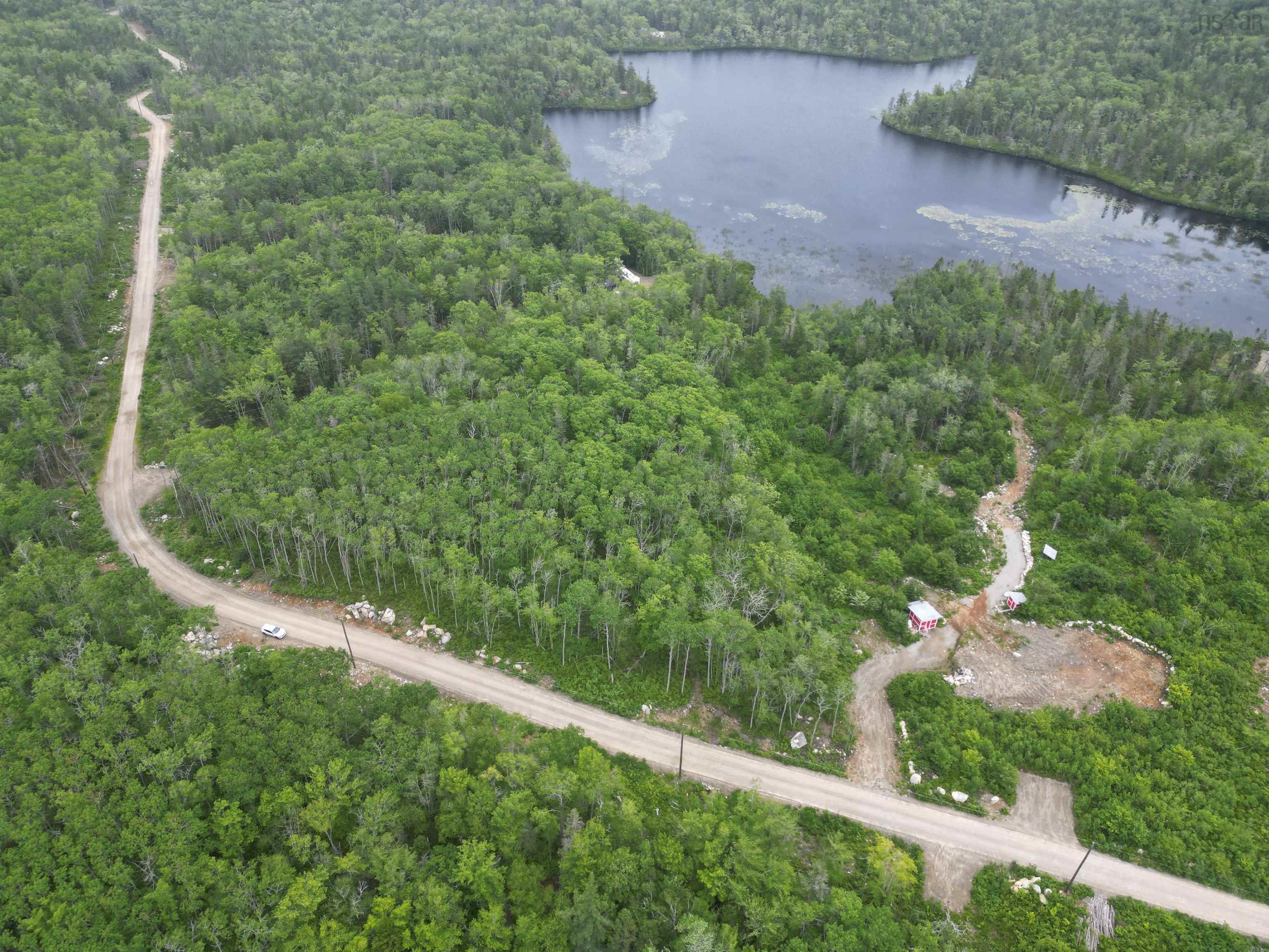 $40,000.00: Lot, Eagle Road, Gavelton