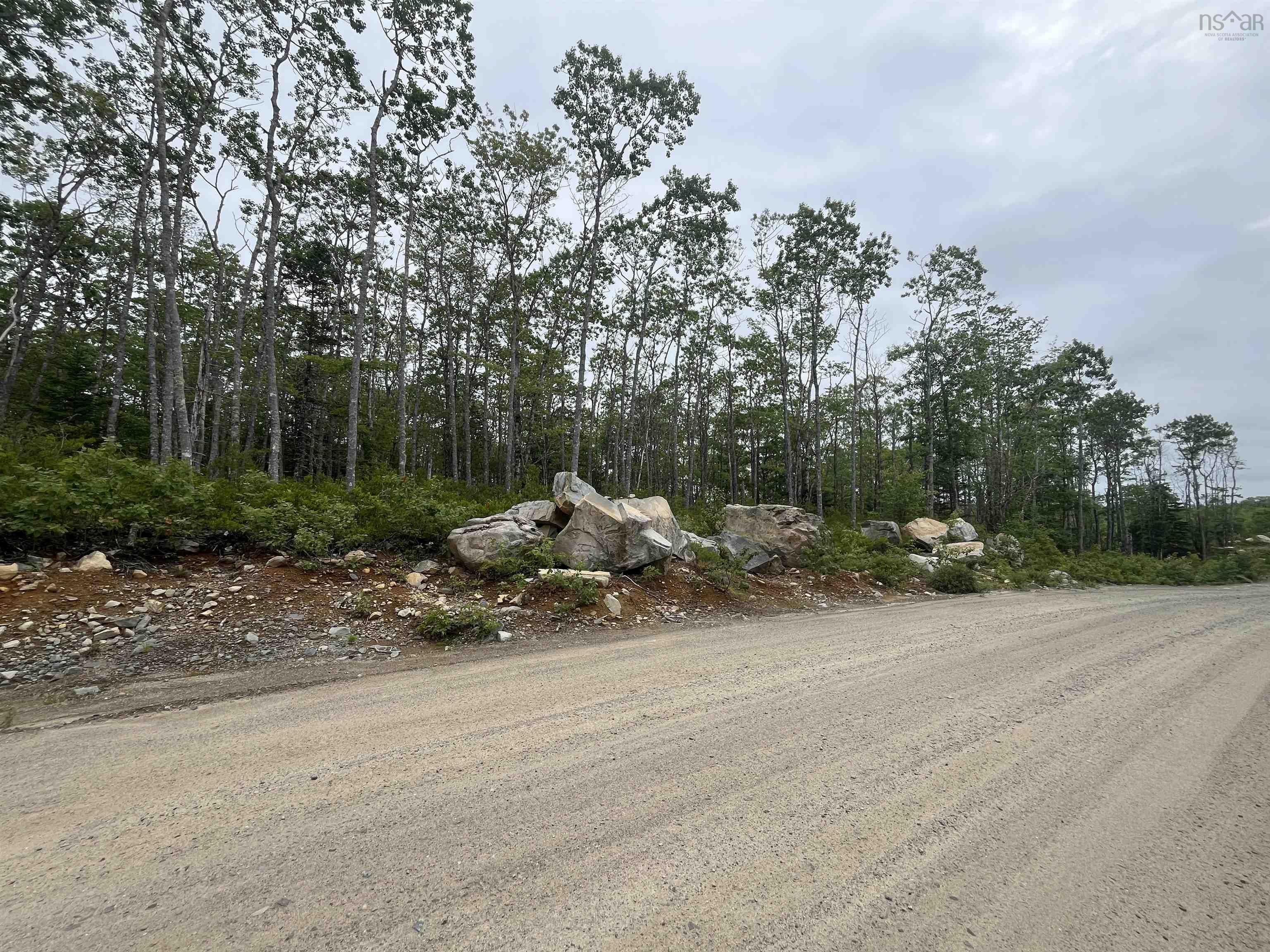 $40,000.00: Lot, Eagle Road, Gavelton