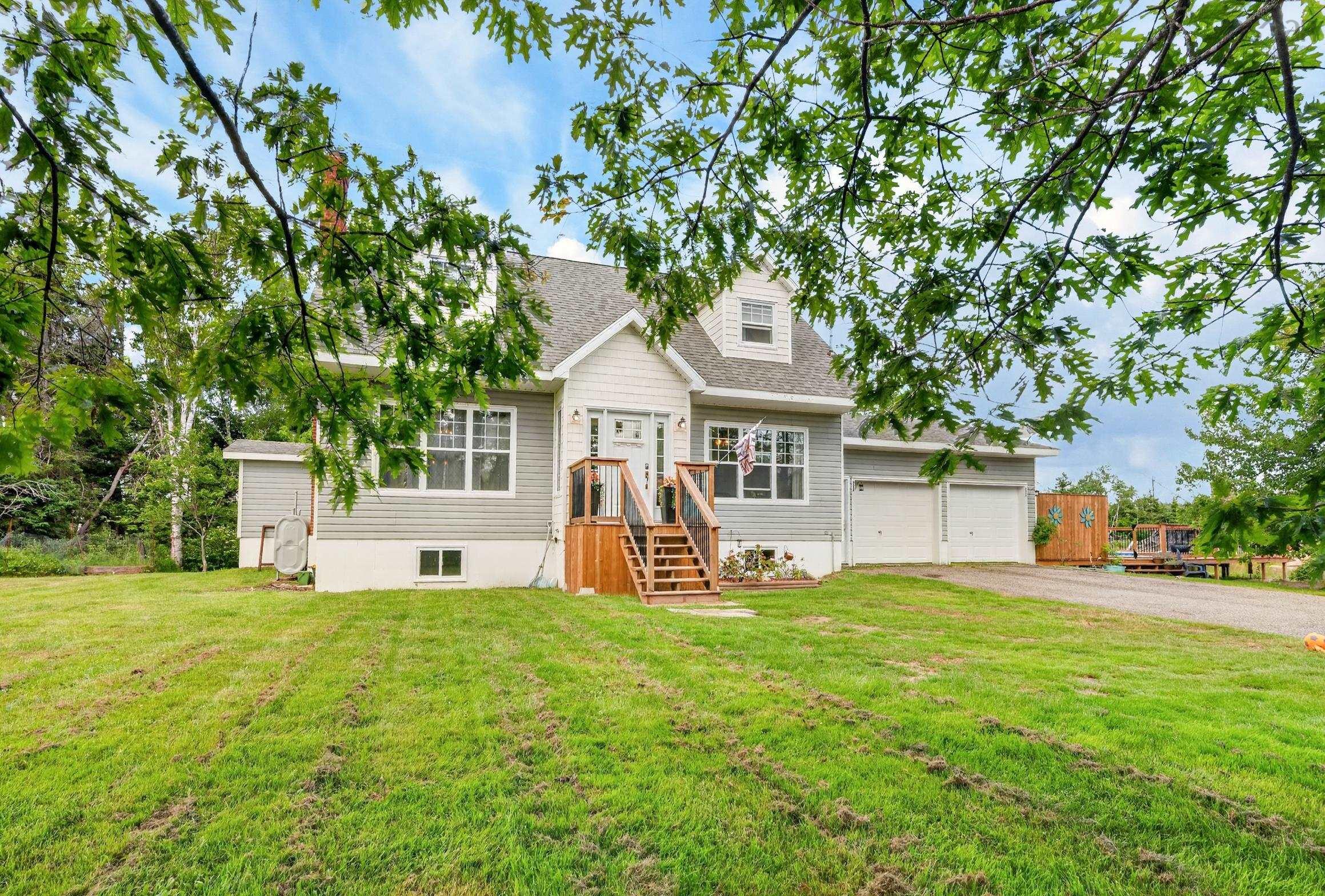 $460,000.00: 5310 Highway 255, Round Island