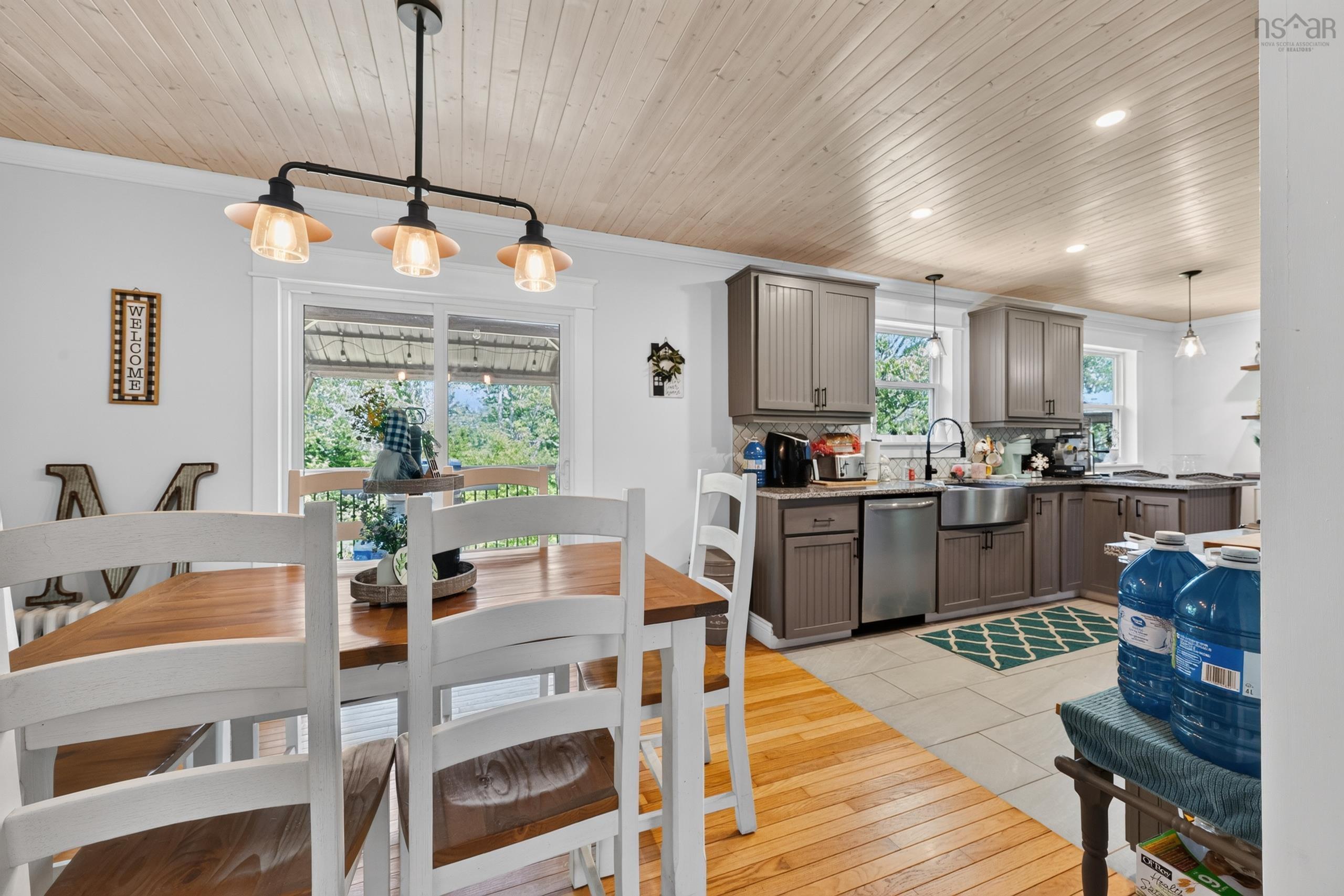 $460,000.00: 5310 Highway 255, Round Island