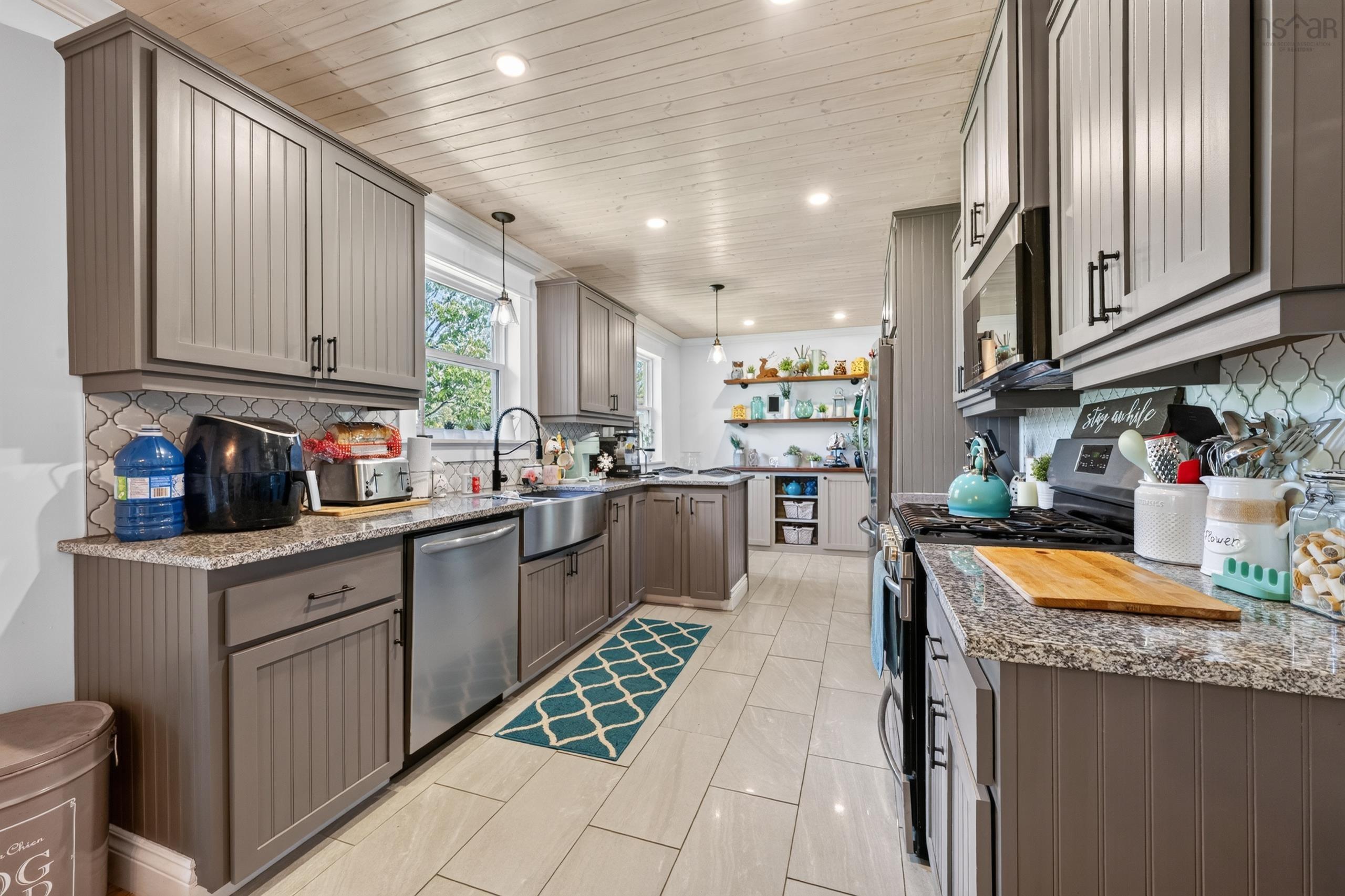 $460,000.00: 5310 Highway 255, Round Island