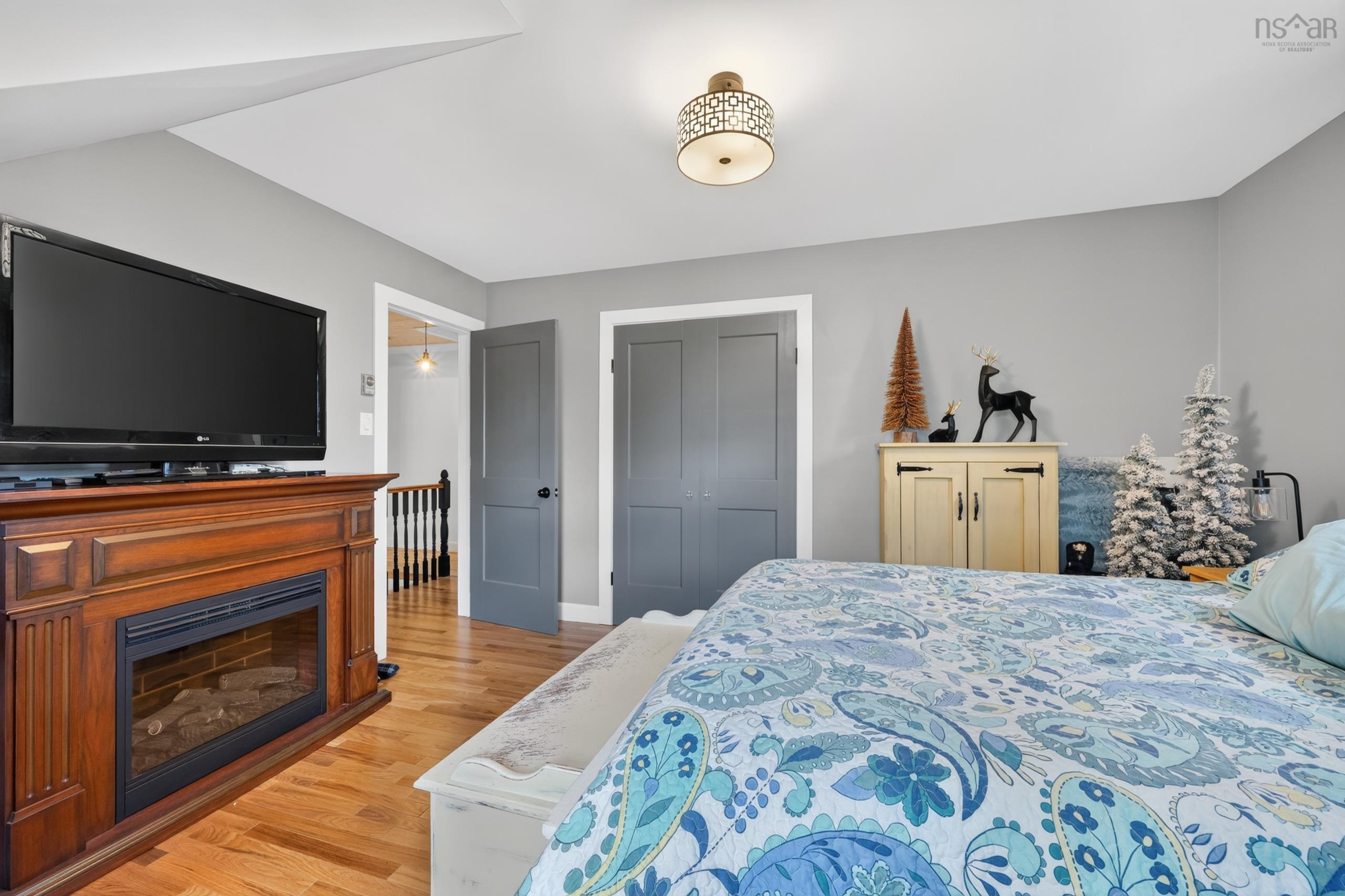 $460,000.00: 5310 Highway 255, Round Island