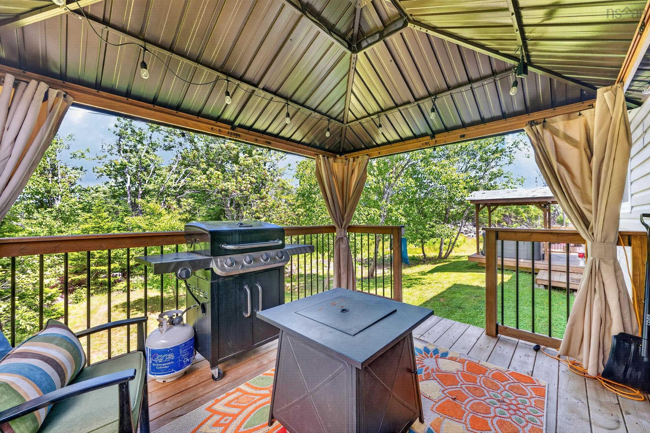 $460,000.00: 5310 Highway 255, Round Island