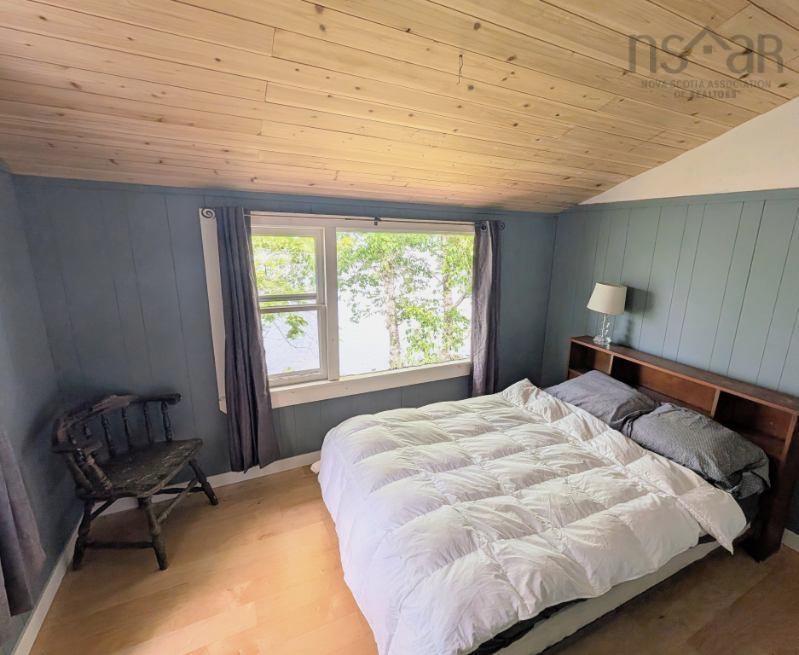 $199,900.00: 1 Beaver Island Road, Milton