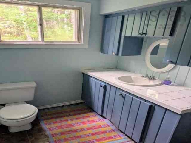 $199,900.00: 1 Beaver Island Road, Milton