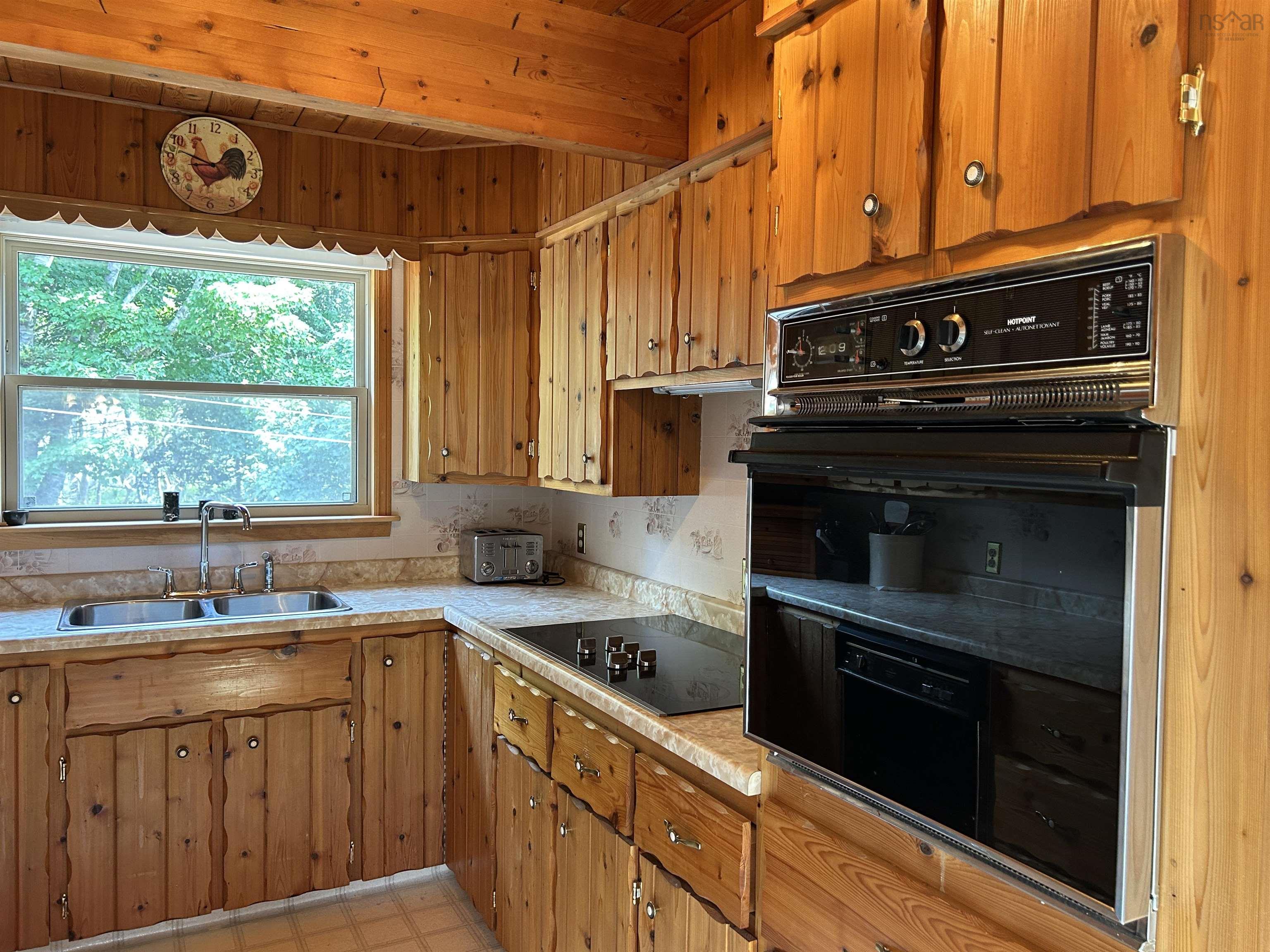 $525,000.00: 233 Greenwodd Lake Road, Port Saxon