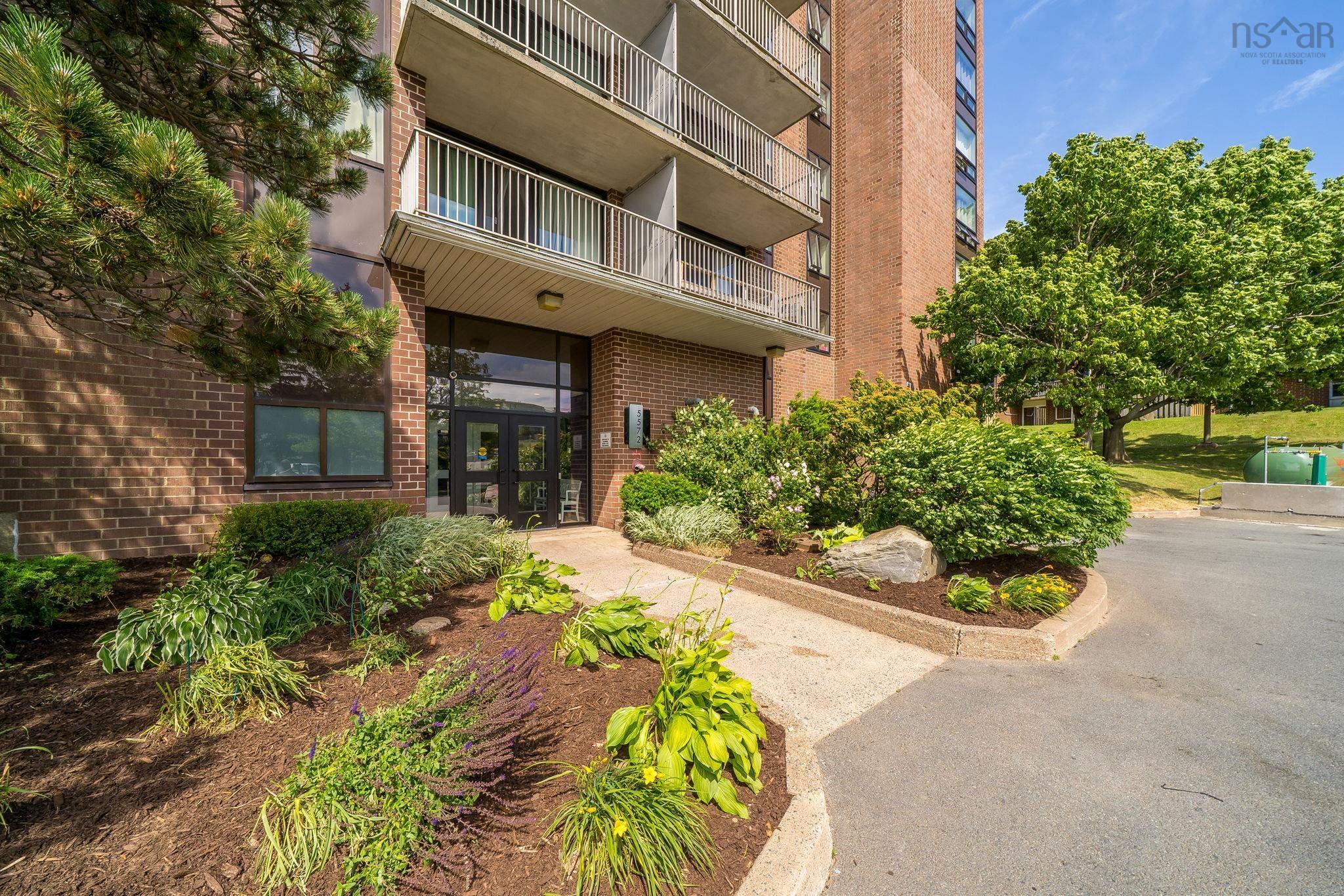 $369,000.00: PH6 5572 North Ridge Road, Halifax