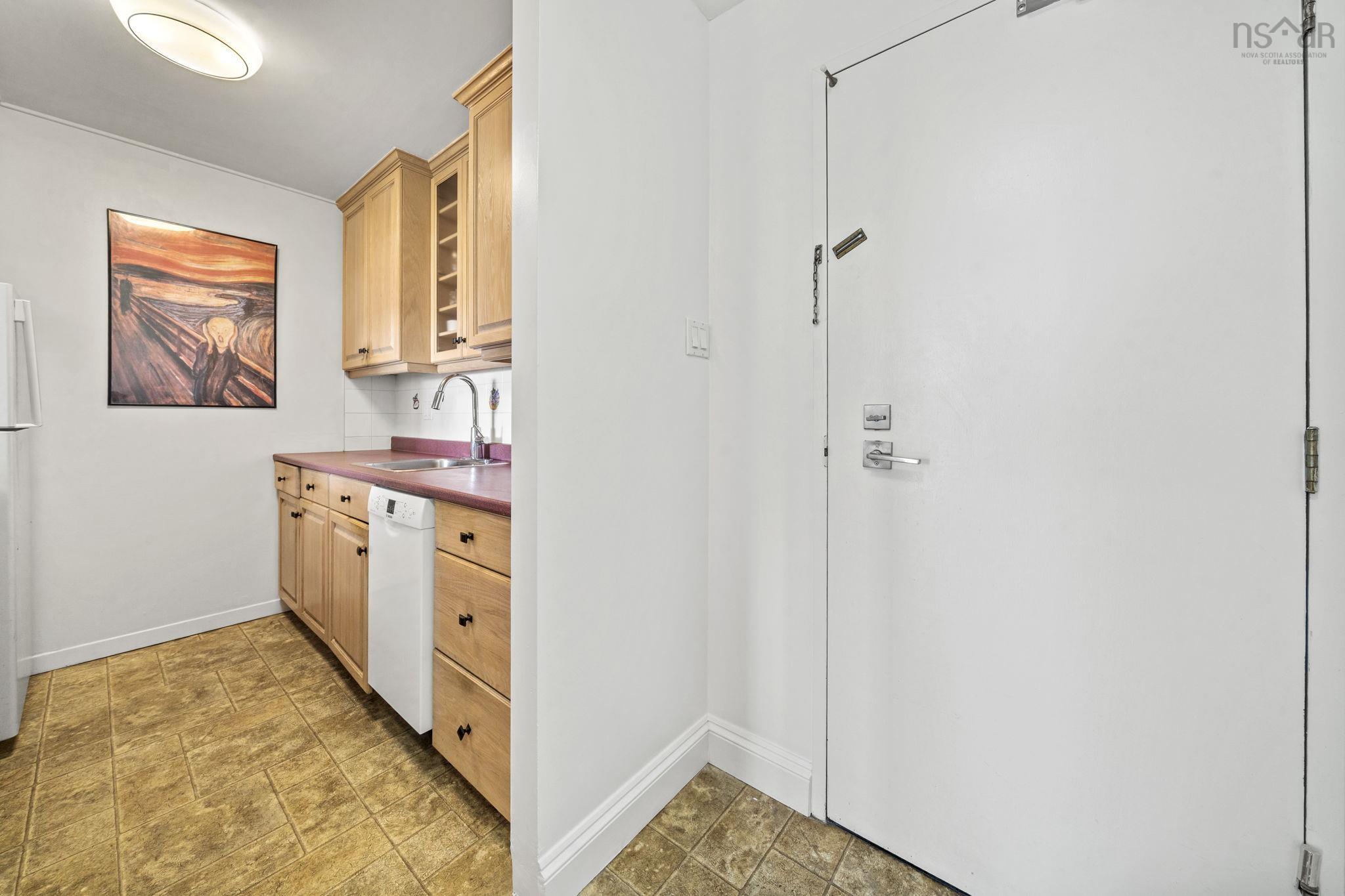 $369,000.00: PH6 5572 North Ridge Road, Halifax