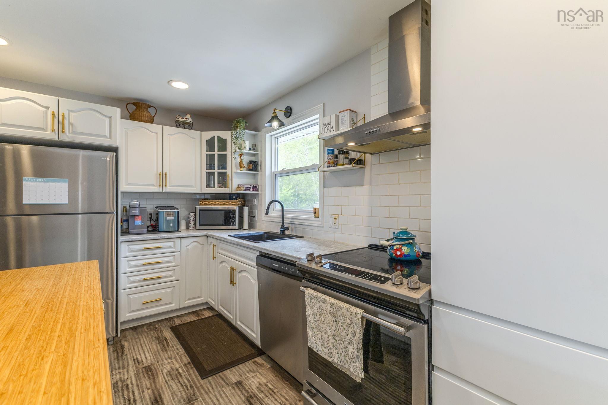 $419,999.00: 1636 Porter