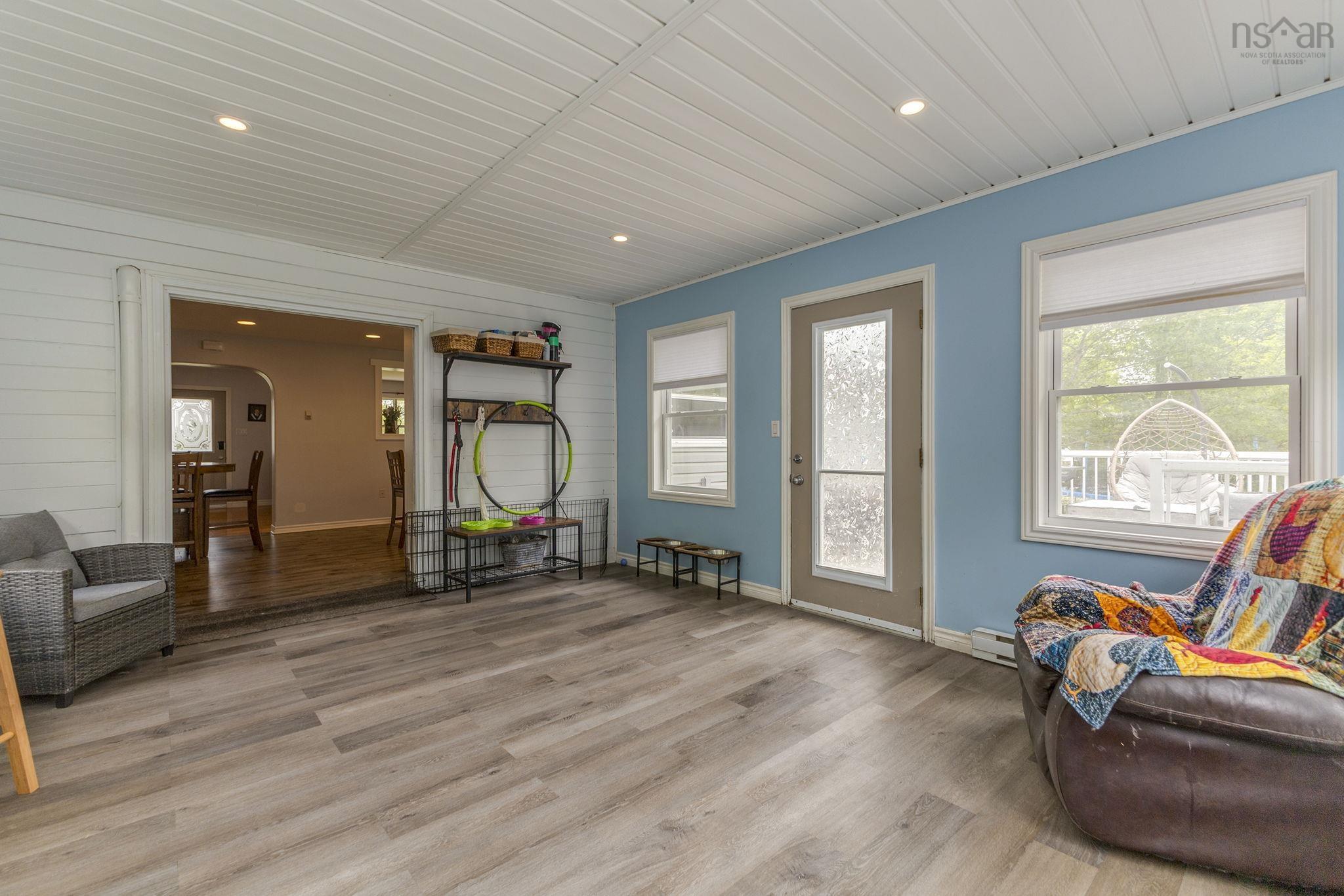 $419,999.00: 1636 Porter