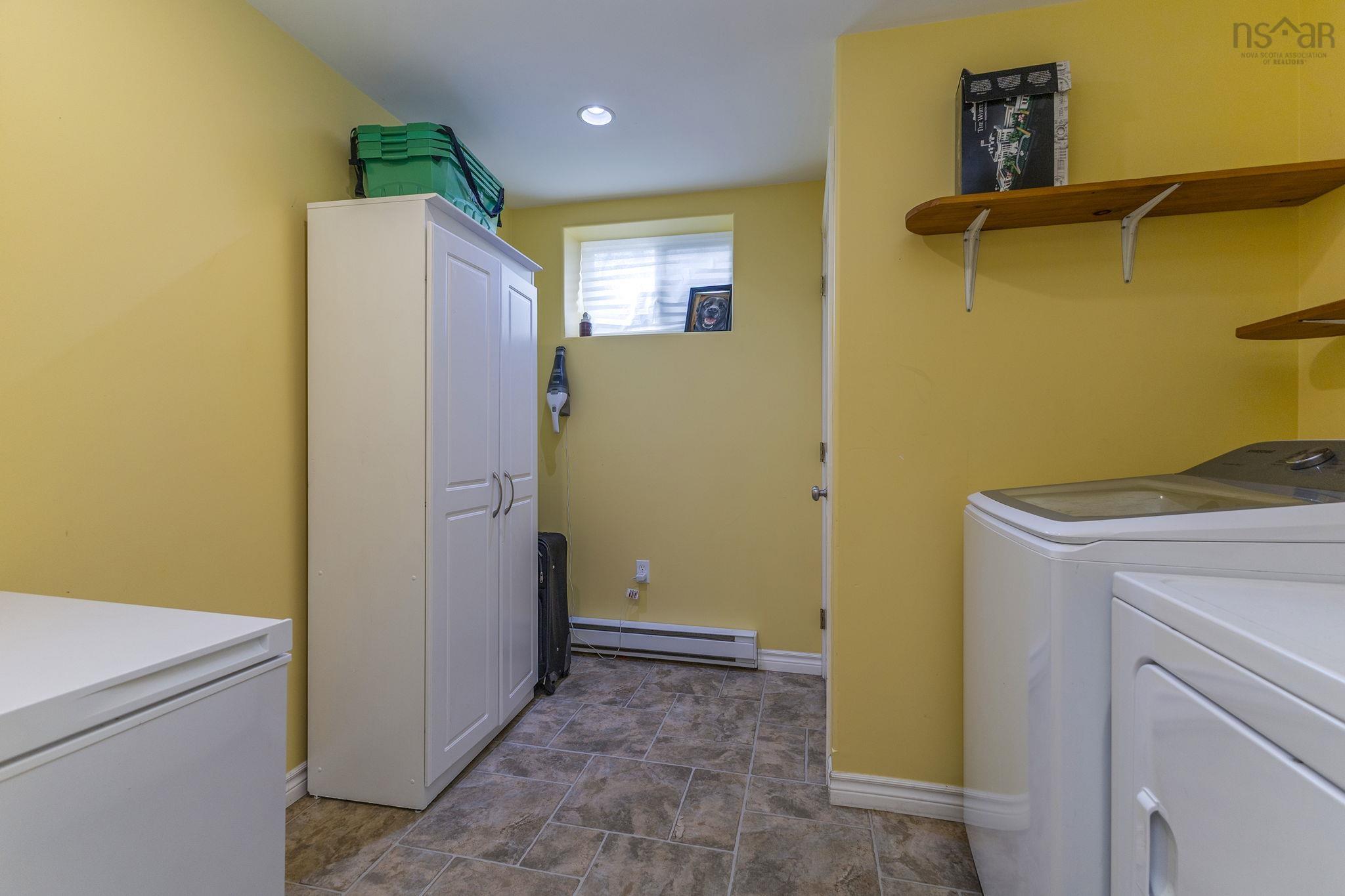 $419,999.00: 1636 Porter