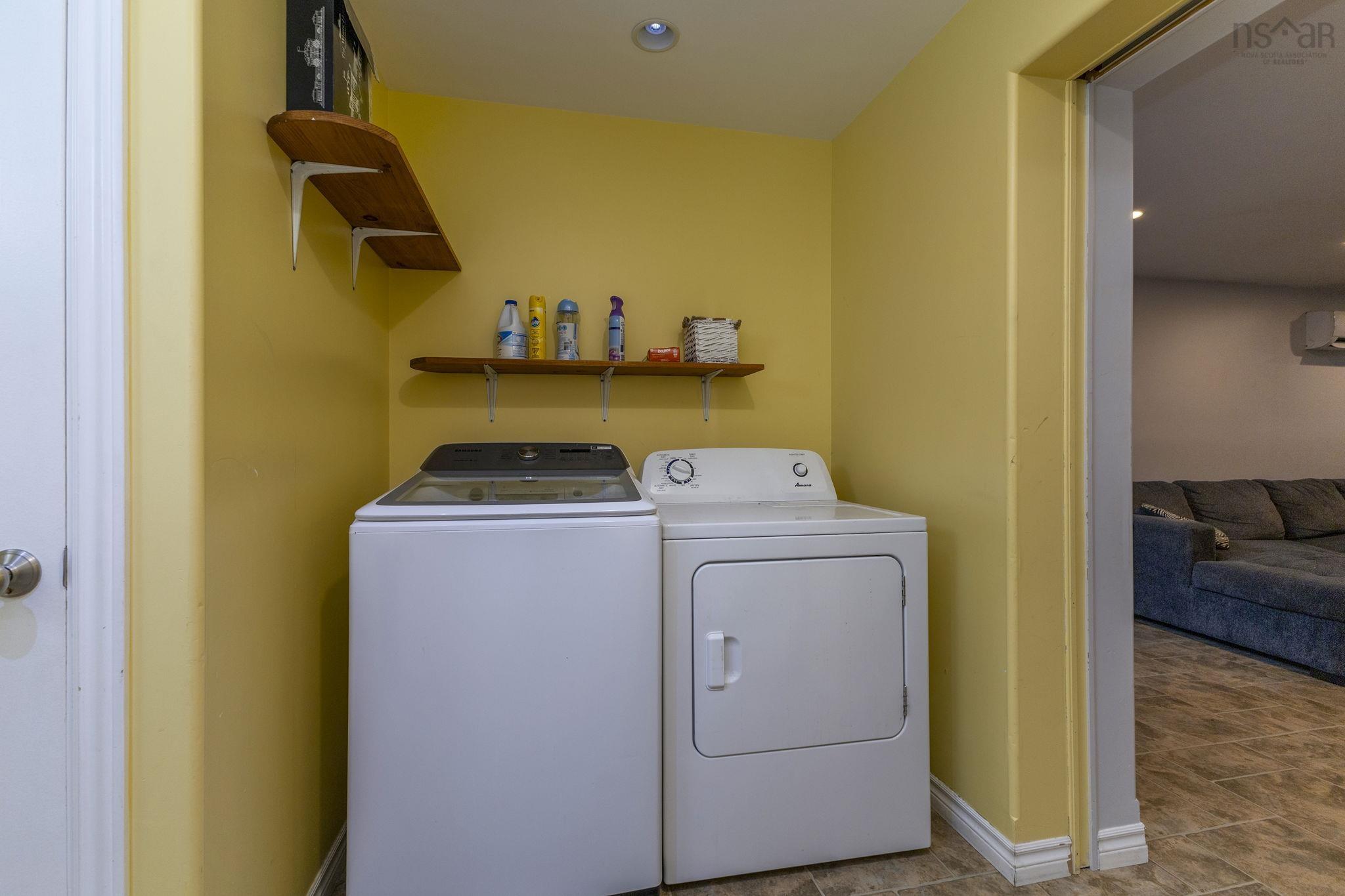 $419,999.00: 1636 Porter