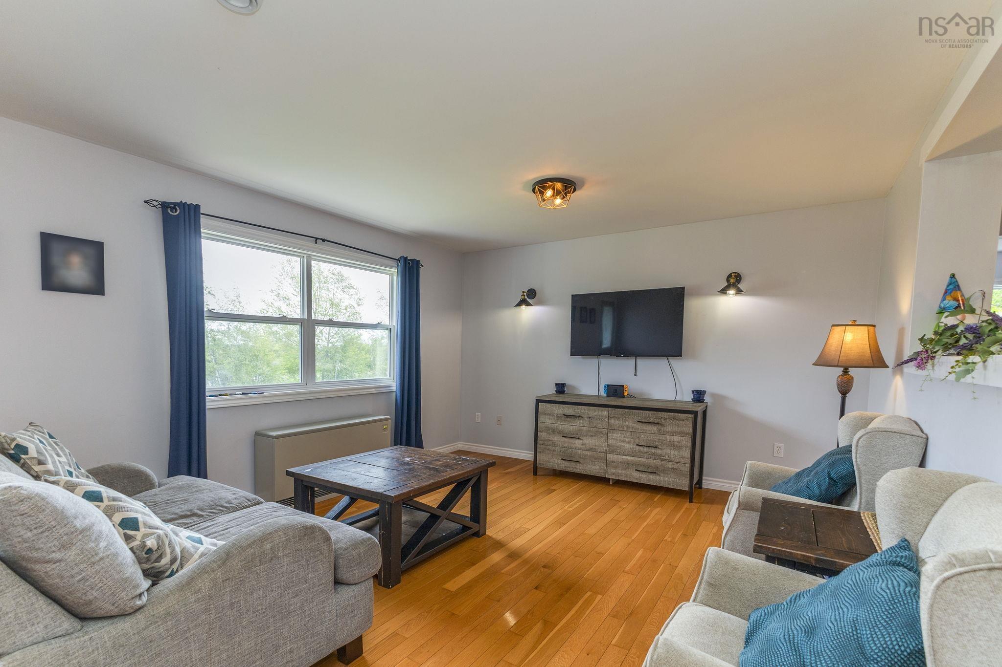 $419,999.00: 1636 Porter
