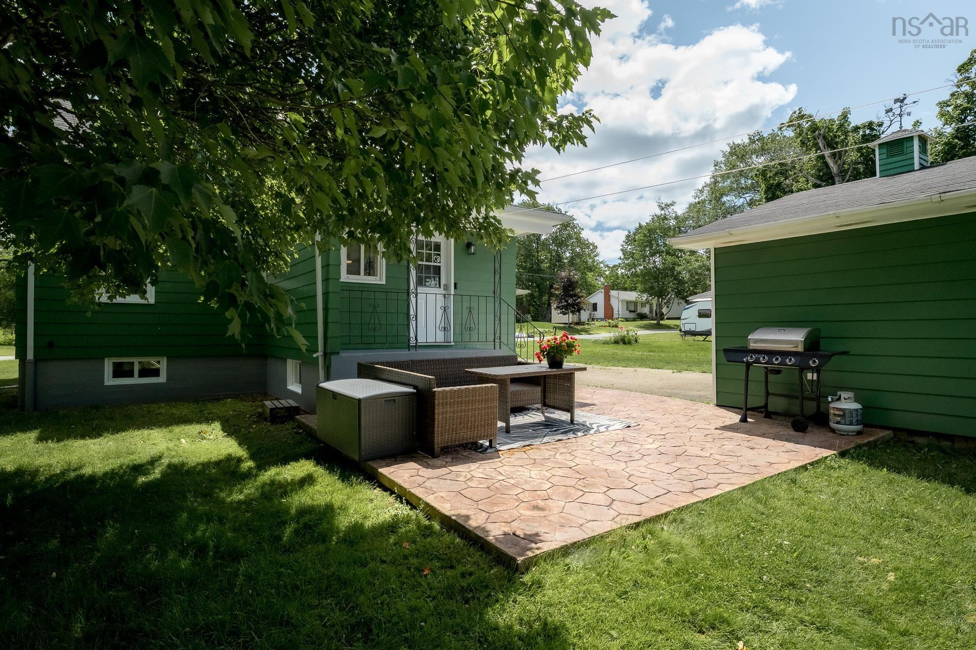 $399,900.00: 42 Asquith Avenue, Stewiacke