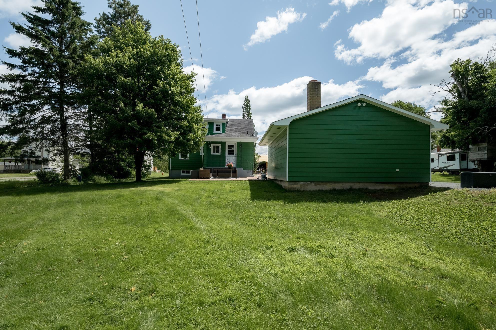$399,900.00: 42 Asquith Avenue, Stewiacke