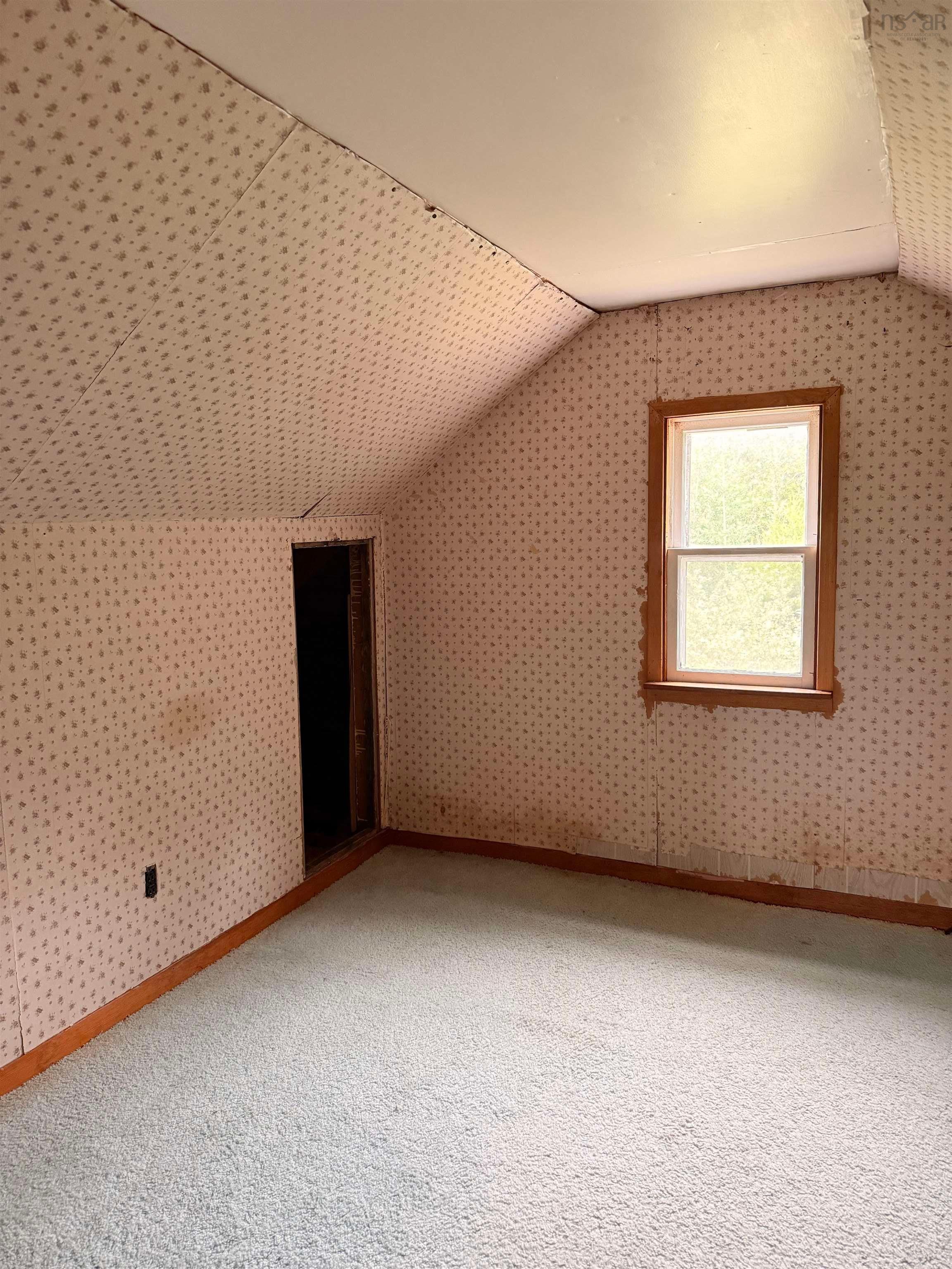 $119,000.00: 4347 203 Highway Highway, East Green Harbour