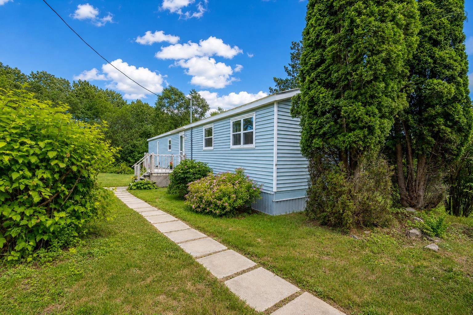 $179,900.00: 422 Chapel Road, Northside East Bay