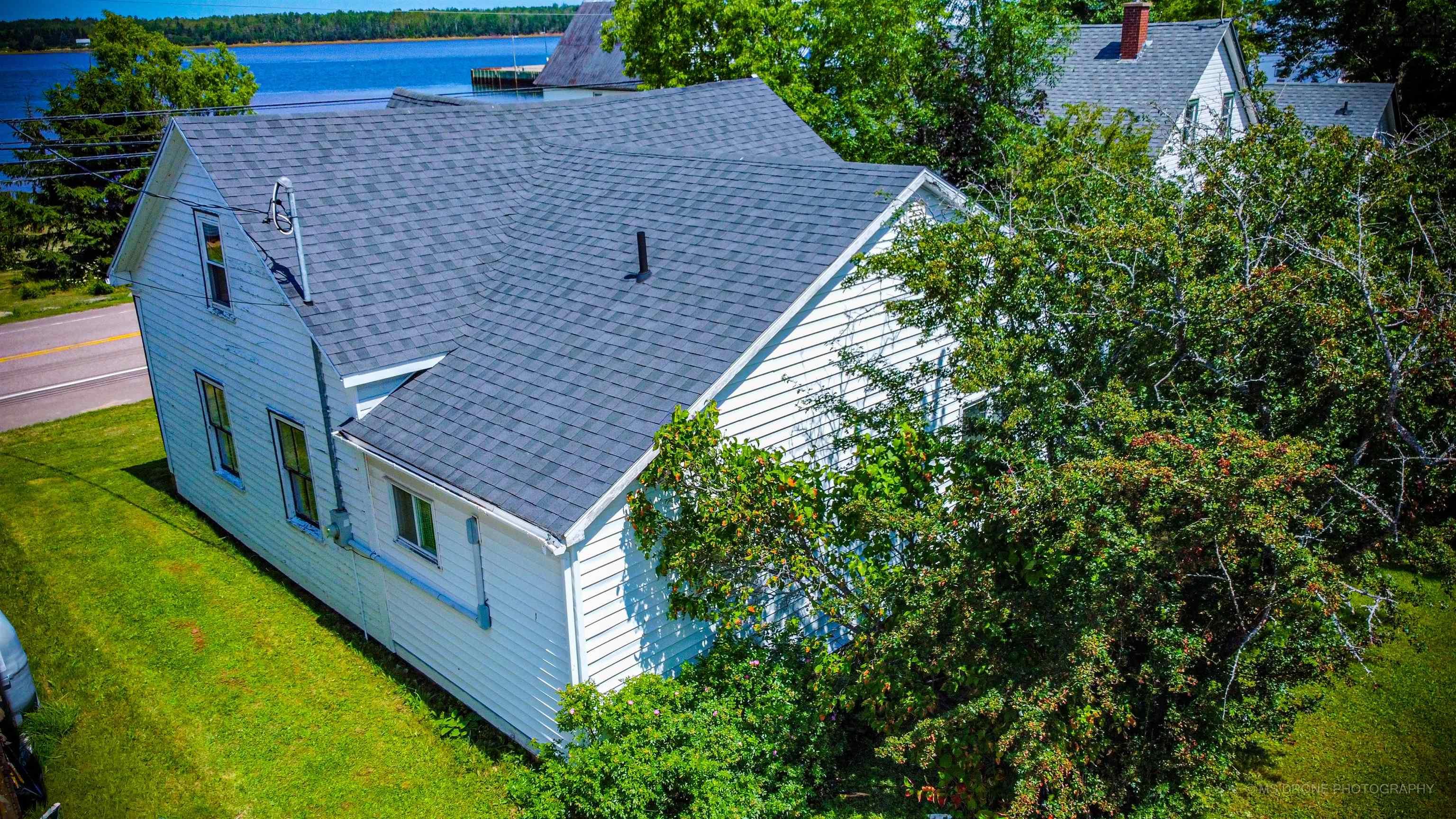$199,000.00: 13886 Highway 6, Wallace
