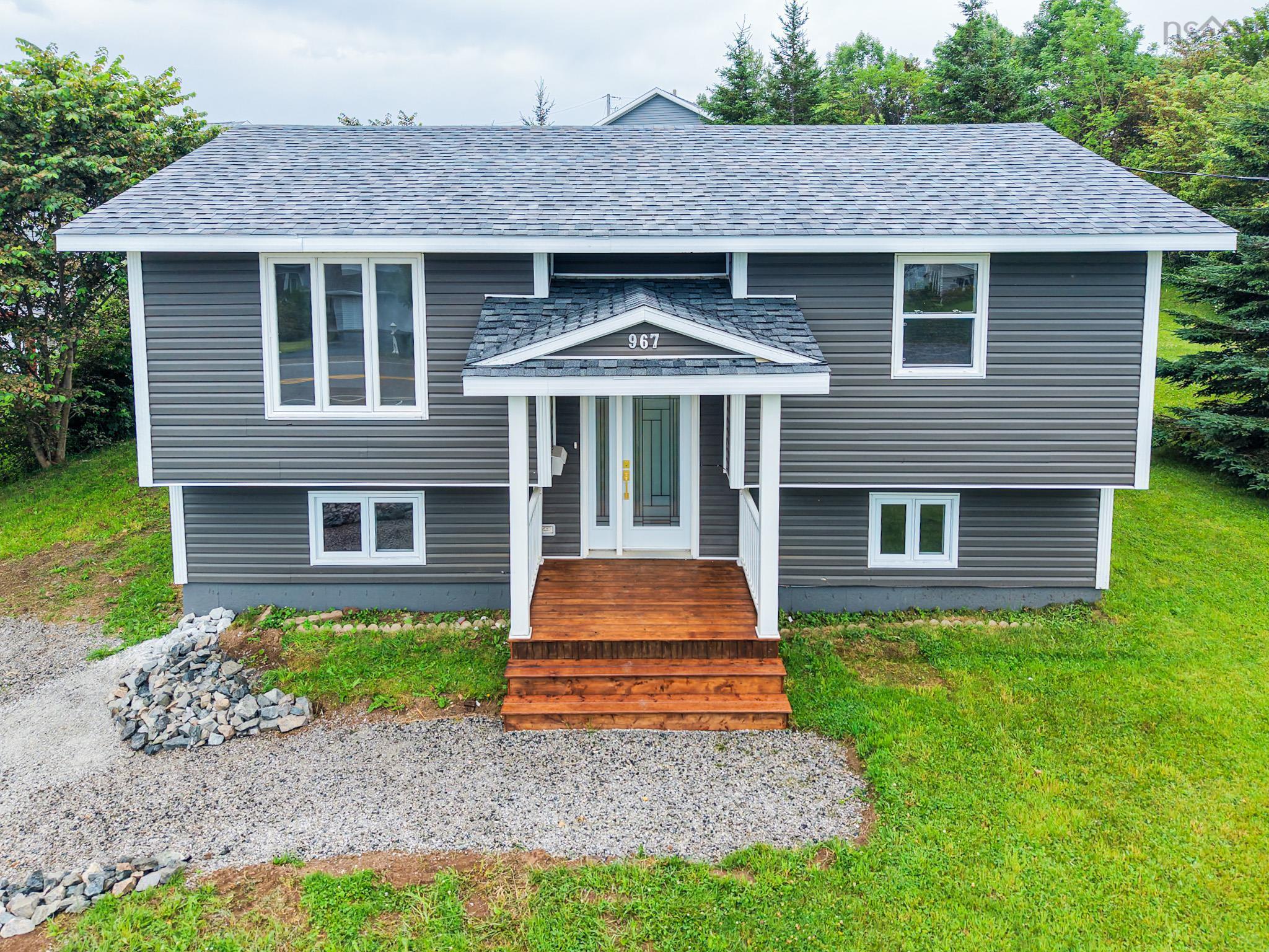 $399,999.00: 967 Westmount Road, Westmount