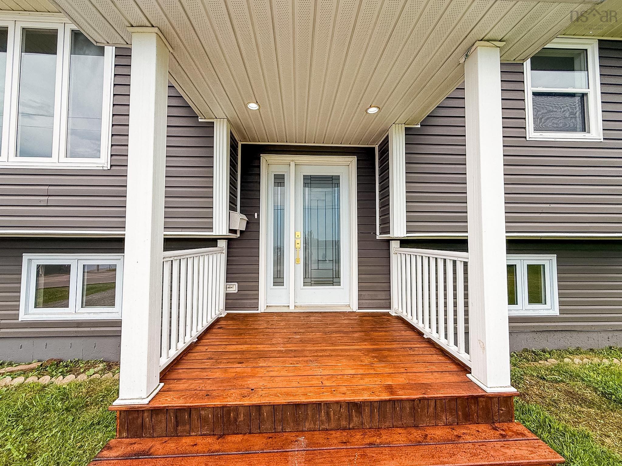 $399,999.00: 967 Westmount Road, Westmount