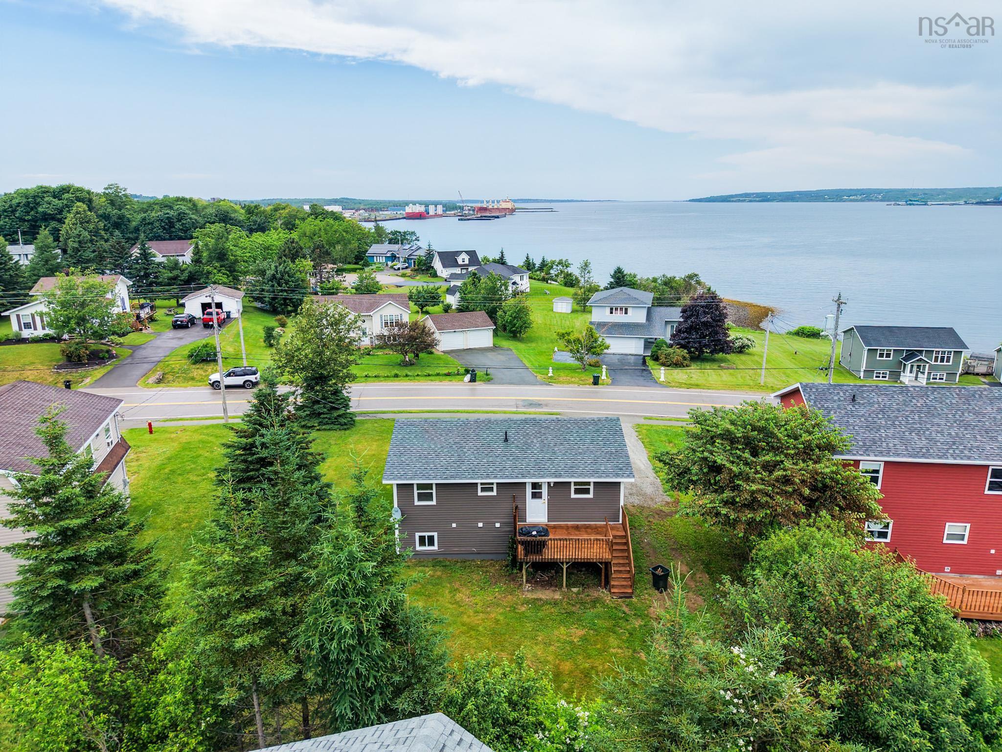 $399,999.00: 967 Westmount Road, Westmount