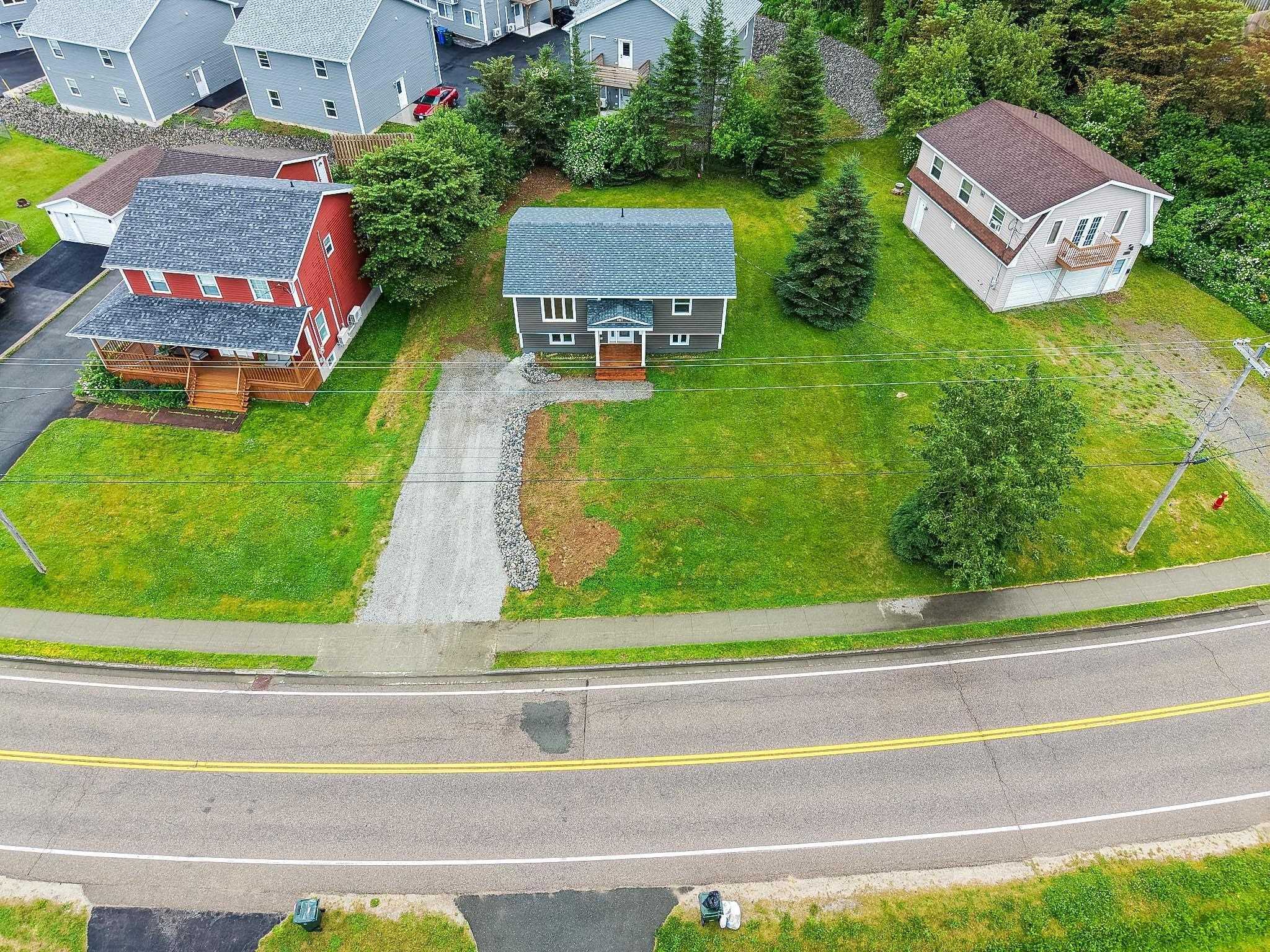 $399,999.00: 967 Westmount Road, Westmount