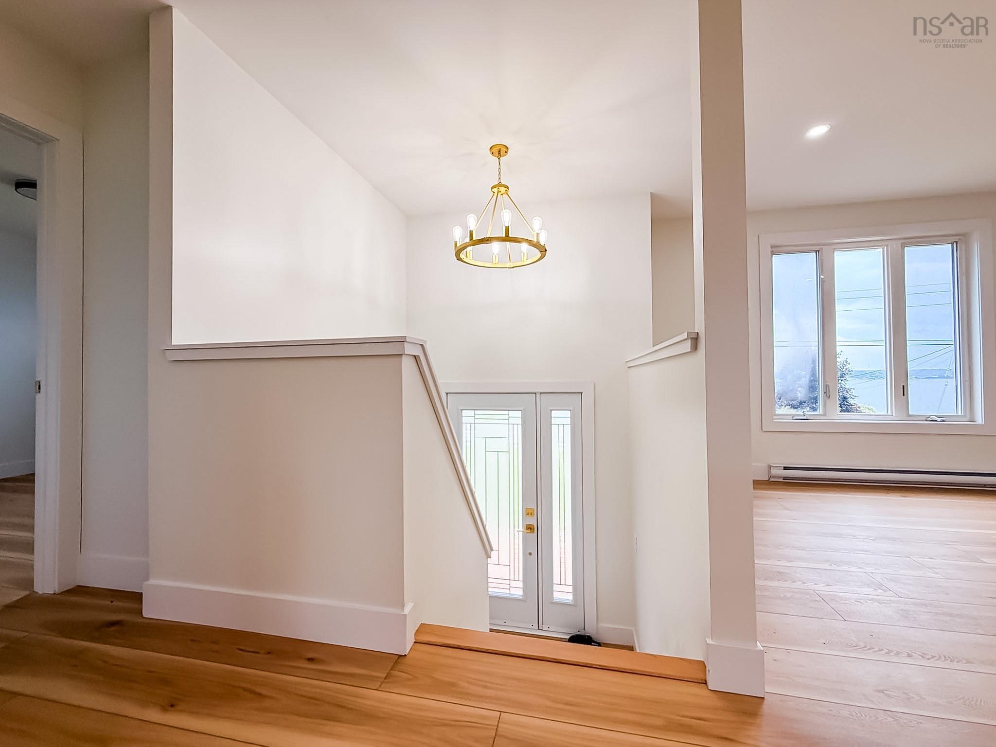 $399,999.00: 967 Westmount Road, Westmount