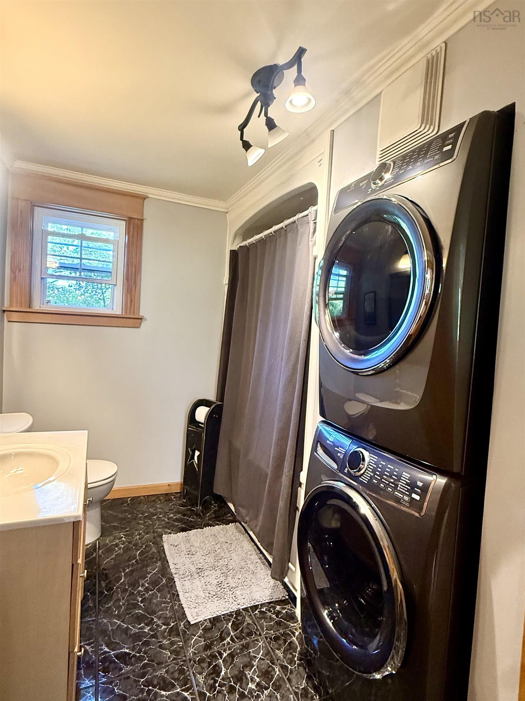 $574,999.00: 346 West Side Lochaber Road, West Lochaber
